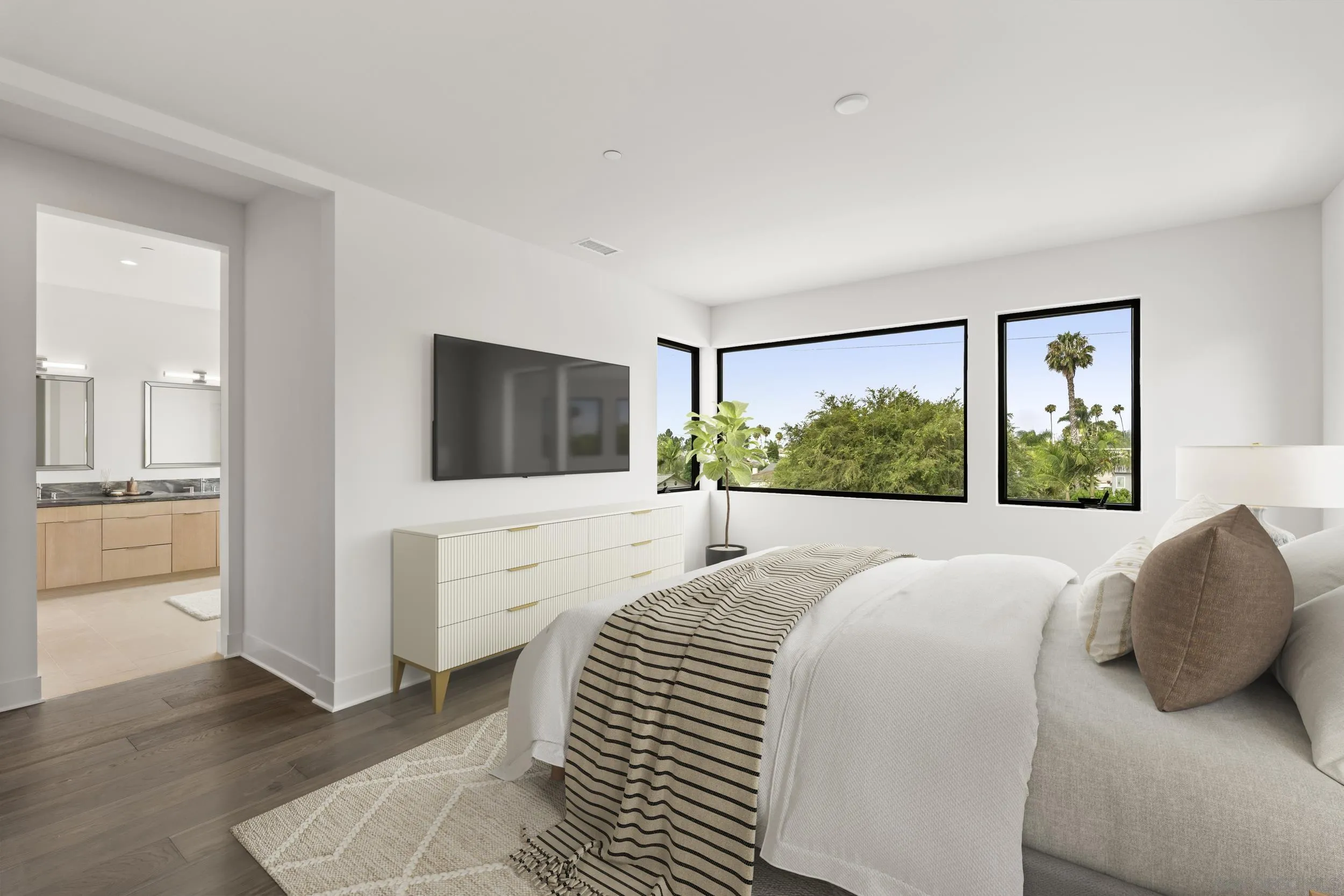https://cdn.realtyfeed.com/cdn/127/260019450/f0bc9cf29bb3711b968f457c41074be5.webp