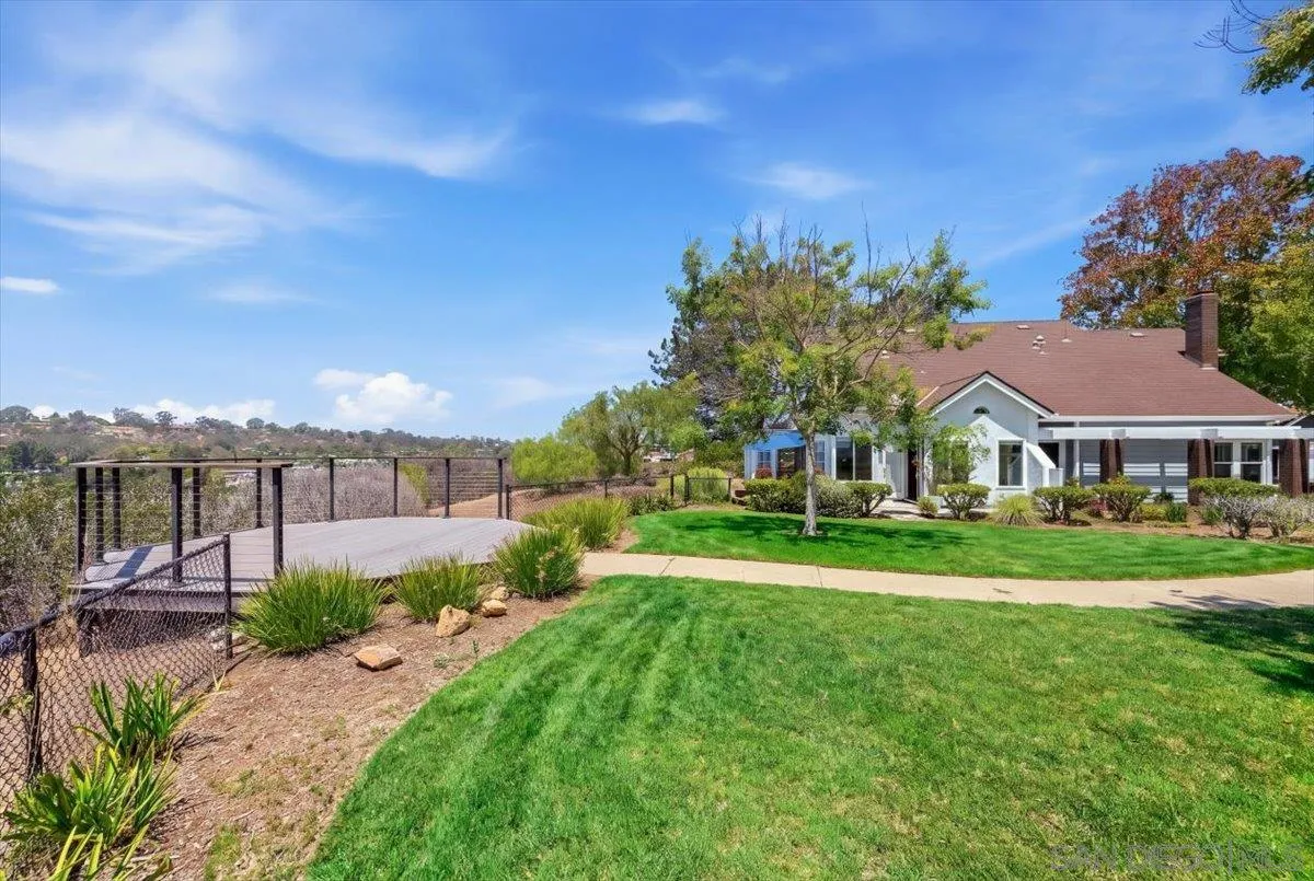 https://cdn.realtyfeed.com/cdn/127/260019452/04e19fad5b50562cf1368b21dc5aaf98.webp