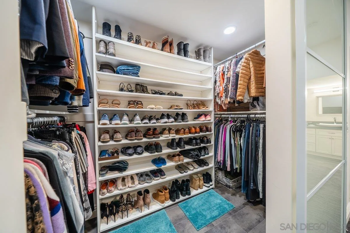 https://cdn.realtyfeed.com/cdn/127/260019452/1d0ff07b88a7b9f6f898d99276a8957a.webp