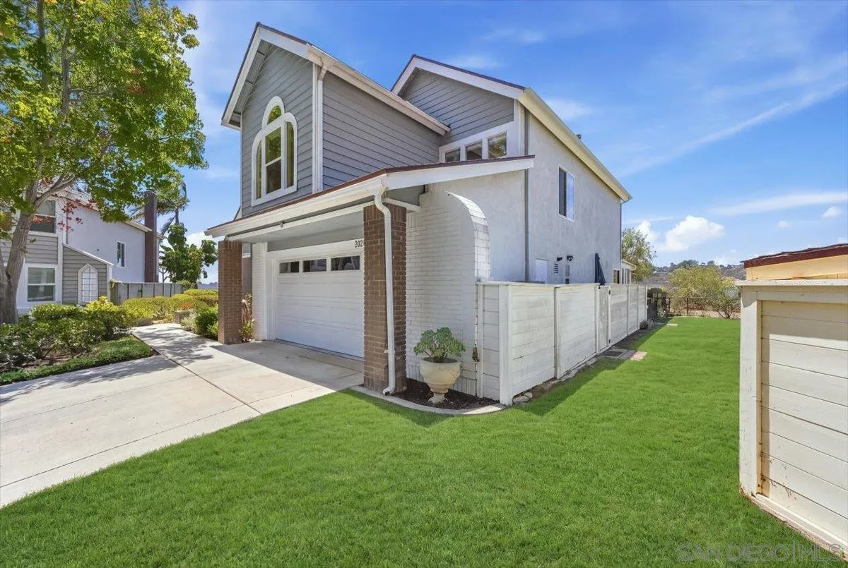https://cdn.realtyfeed.com/cdn/127/260019452/3b5b1d9eeff2a3ad8b27612b145577aa.webp