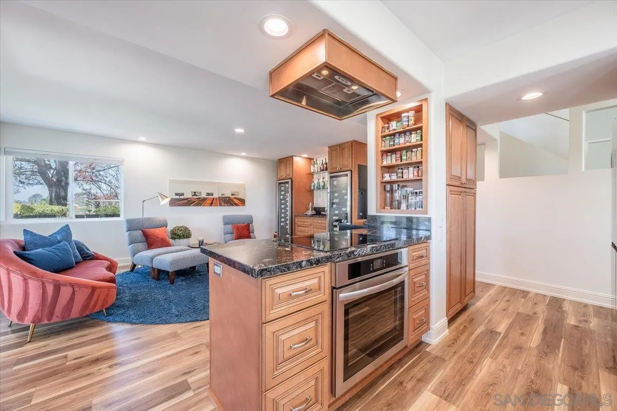 https://cdn.realtyfeed.com/cdn/127/260019452/599c8c1f1d3f40105448df961124be50.webp