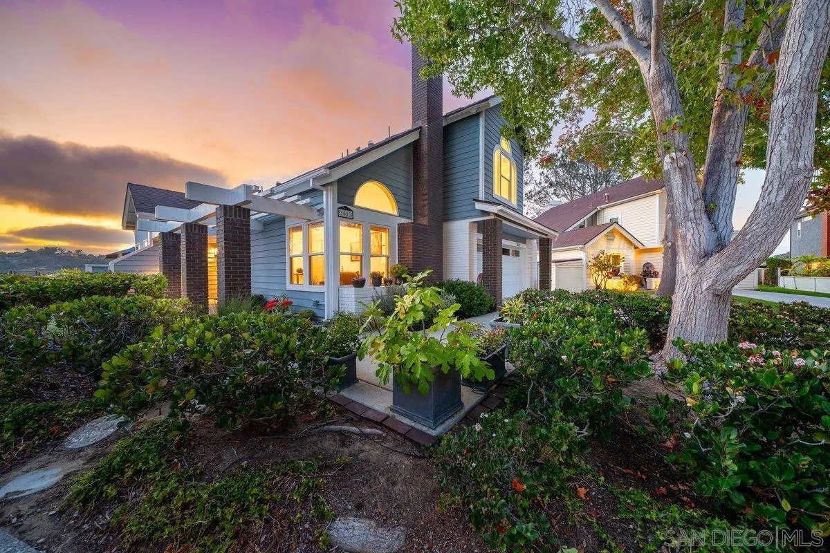 https://cdn.realtyfeed.com/cdn/127/260019452/891b84a7ac9b5323098eb4cf01af8451.webp