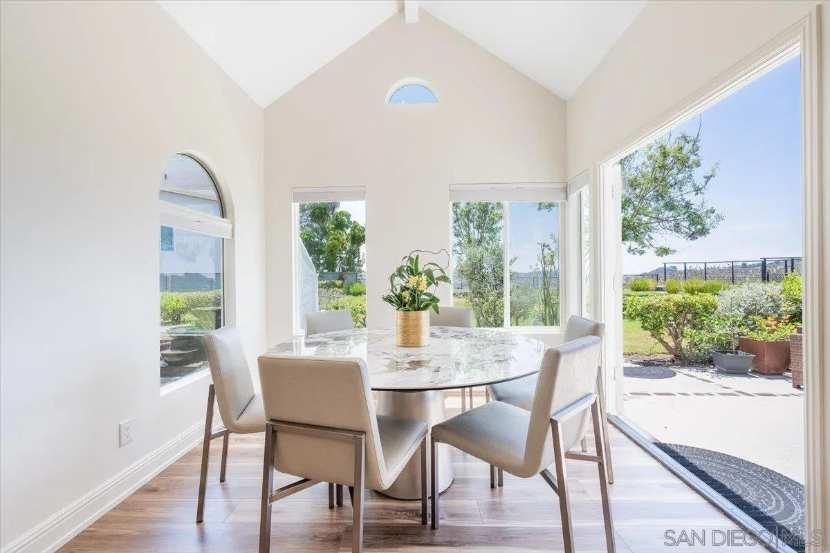 https://cdn.realtyfeed.com/cdn/127/260019452/8ef95487a996b714f5abdb75960b9872.webp