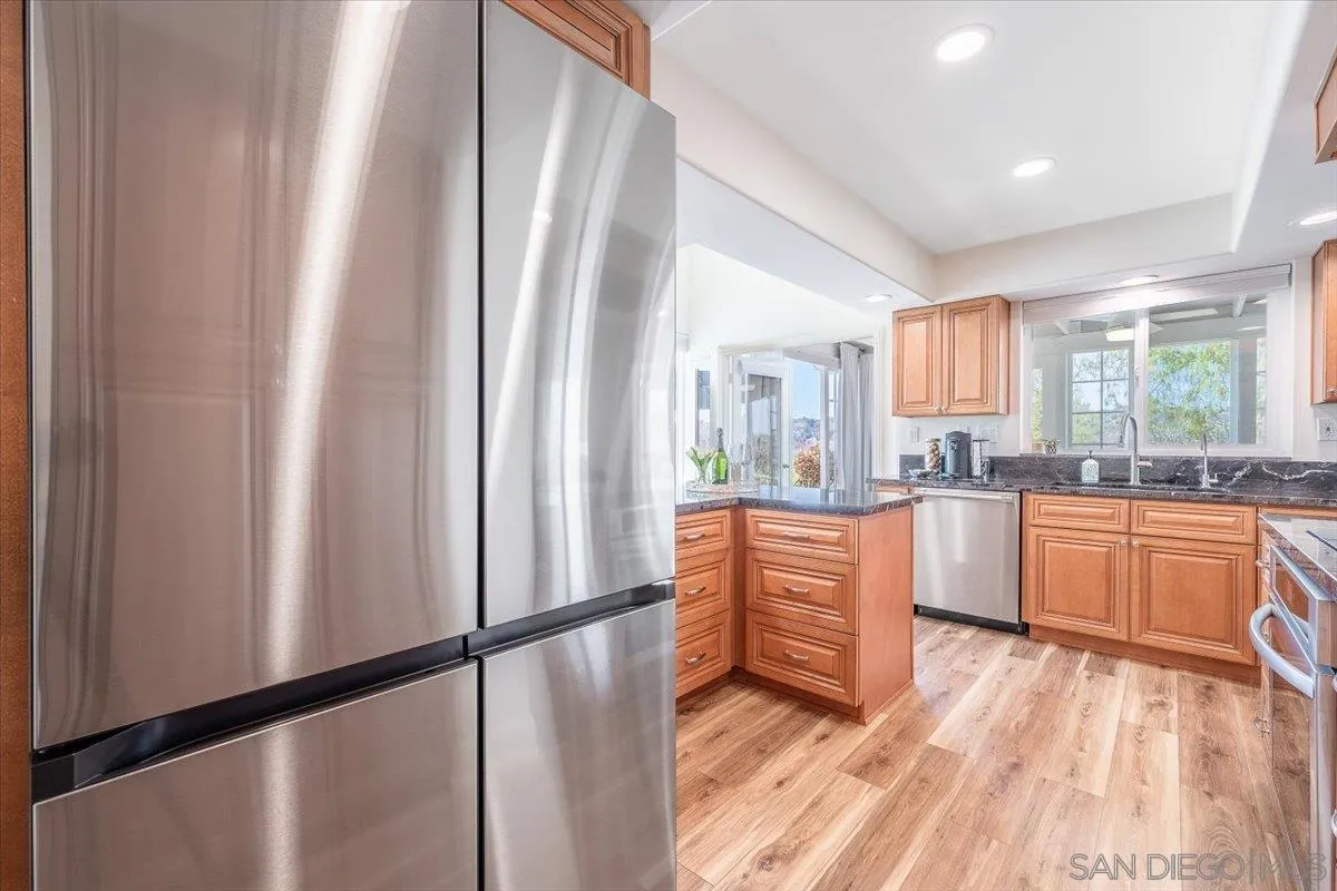 https://cdn.realtyfeed.com/cdn/127/260019452/91246c5076e15c0c536330f4ccb1a4d2.webp