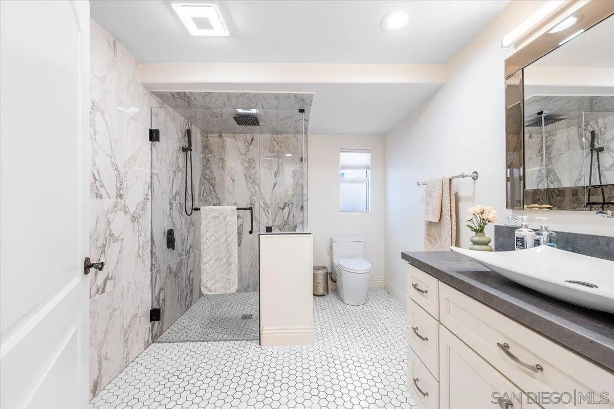 https://cdn.realtyfeed.com/cdn/127/260019452/92136997786597323a6622ef42f0fe37.webp