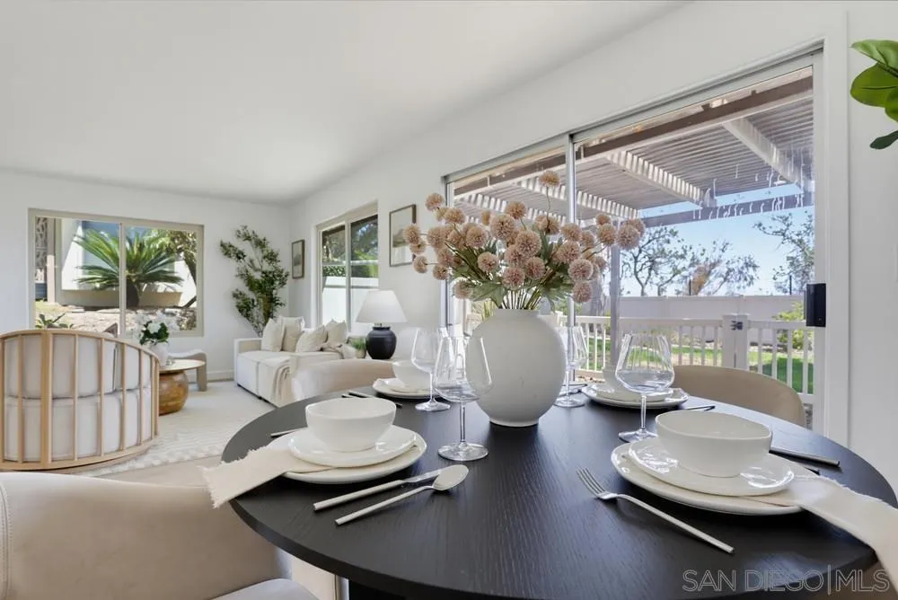 Photo #6: 260019453 Listing: Photo #6
