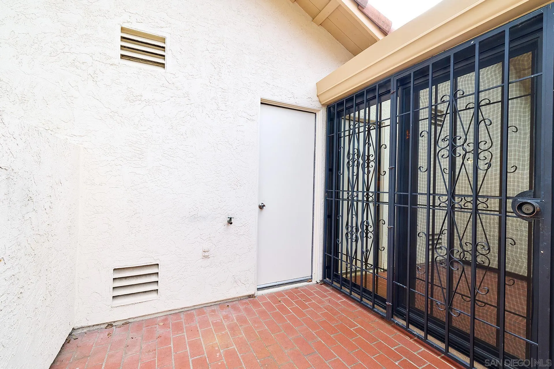 Photo #17: 260019454 Listing: Photo #17