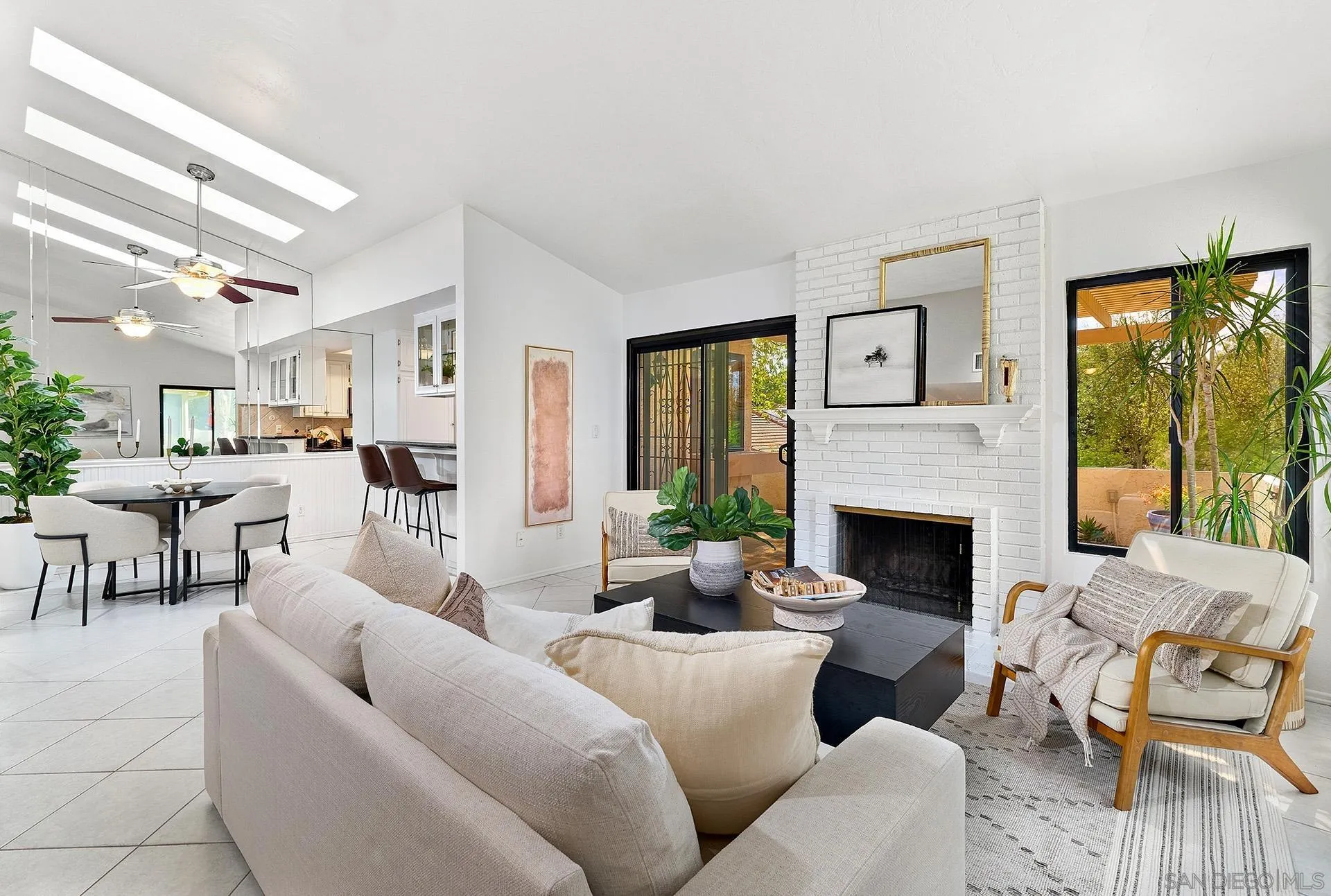 Photo #6: 260019454 Listing: Photo #6