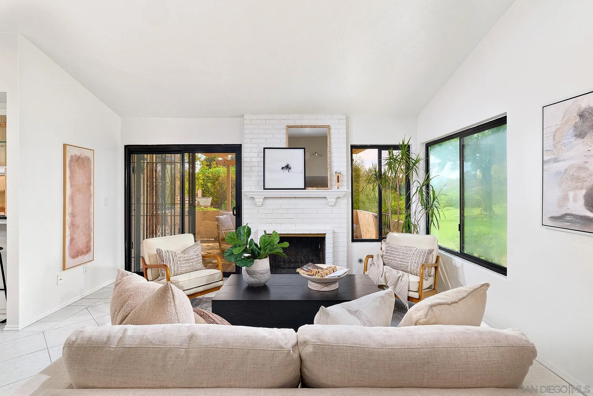 Photo #7: 260019454 Listing: Photo #7