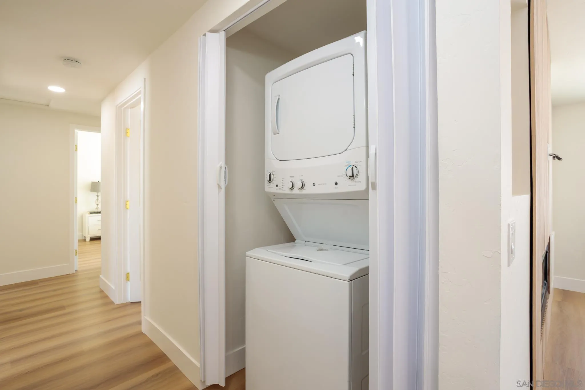 https://cdn.realtyfeed.com/cdn/127/260019456/1bcd2029bae8533a2ceabc2a264329e7.webp