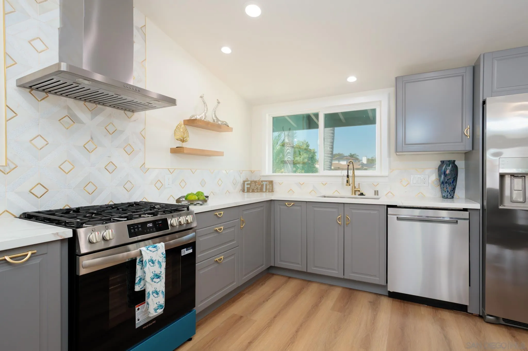 https://cdn.realtyfeed.com/cdn/127/260019456/2ca42047d393f48ba261caa39297e20d.webp