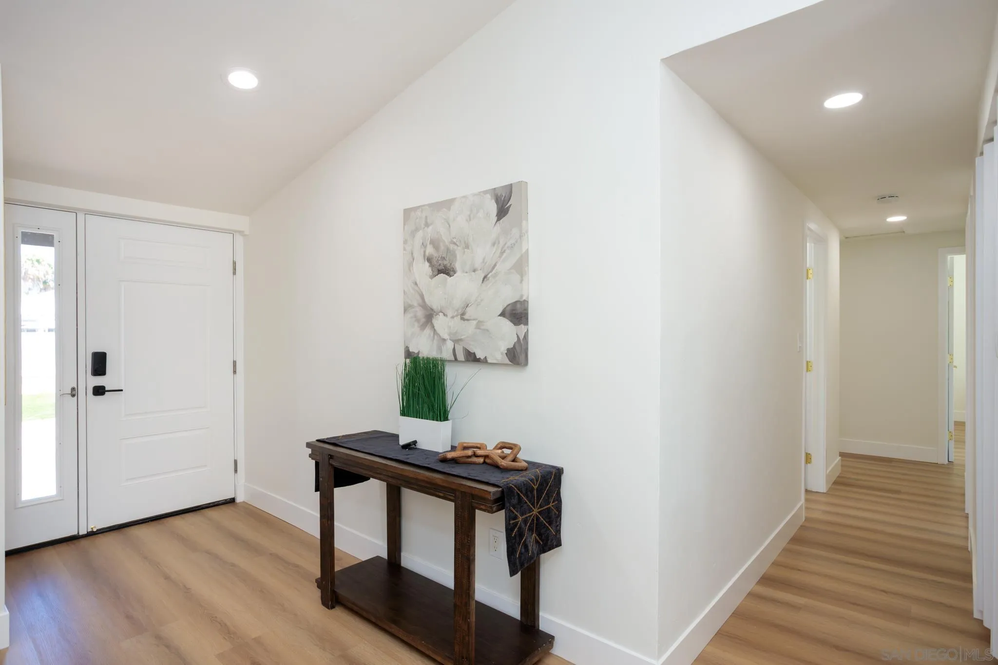 5435 Mound Ave, San Diego, CA 92120 - Photo 4 of 35, San Diego, CA