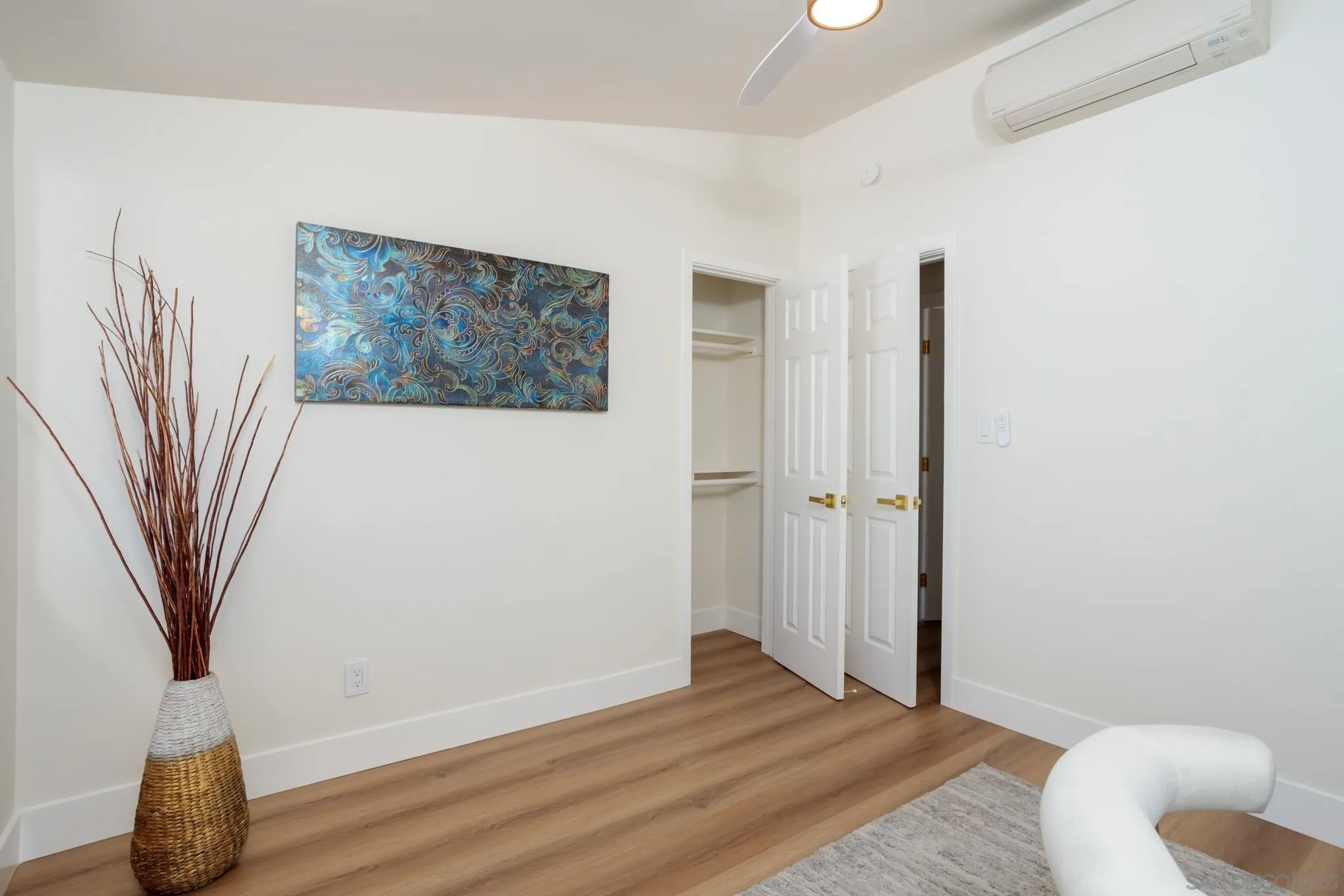 https://cdn.realtyfeed.com/cdn/127/260019456/c774f5f01bfd7508b3755375f454f28c.webp