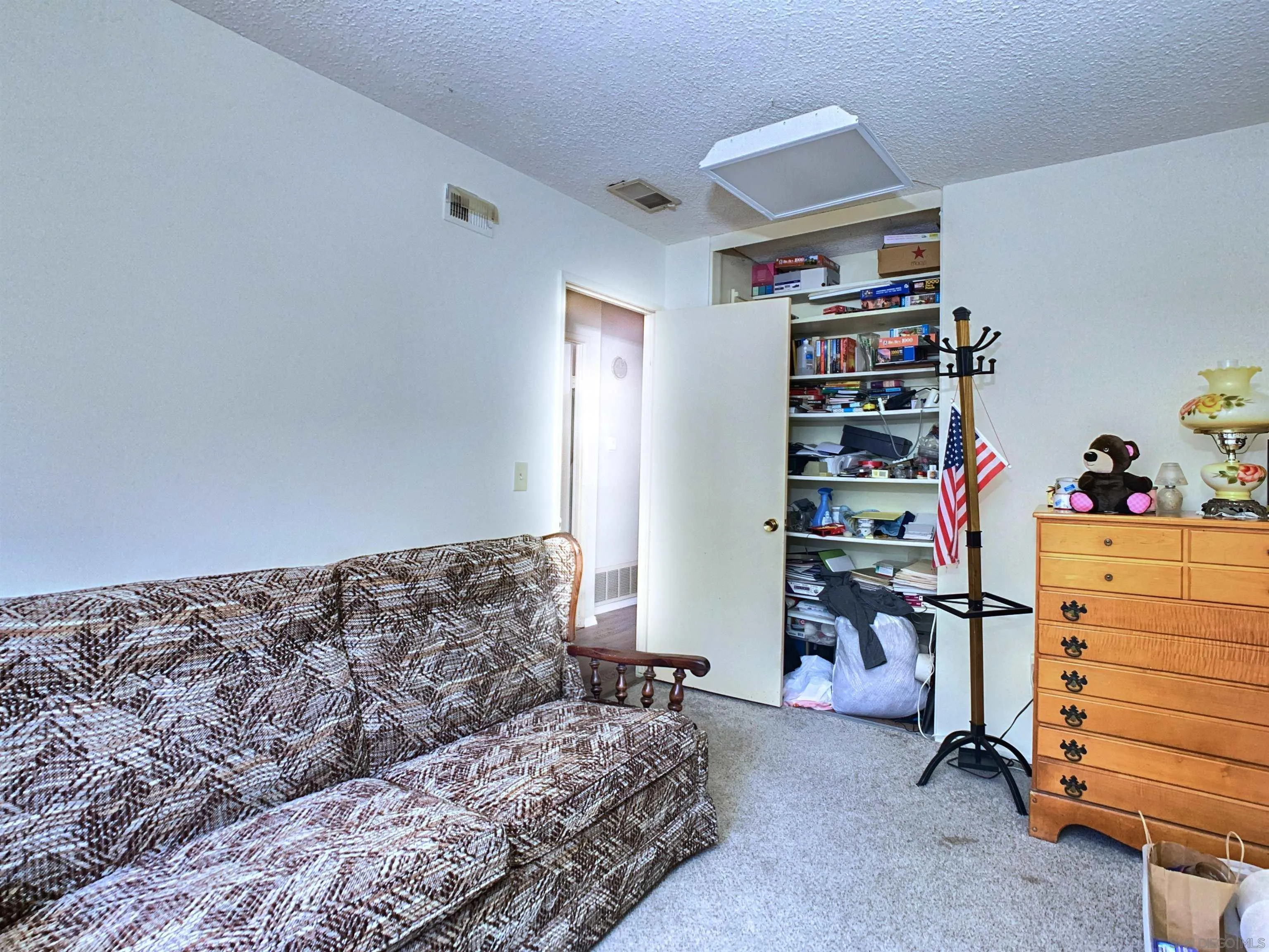 https://cdn.realtyfeed.com/cdn/127/260019458/10052836abcc4df90aa9a6168f487611.webp