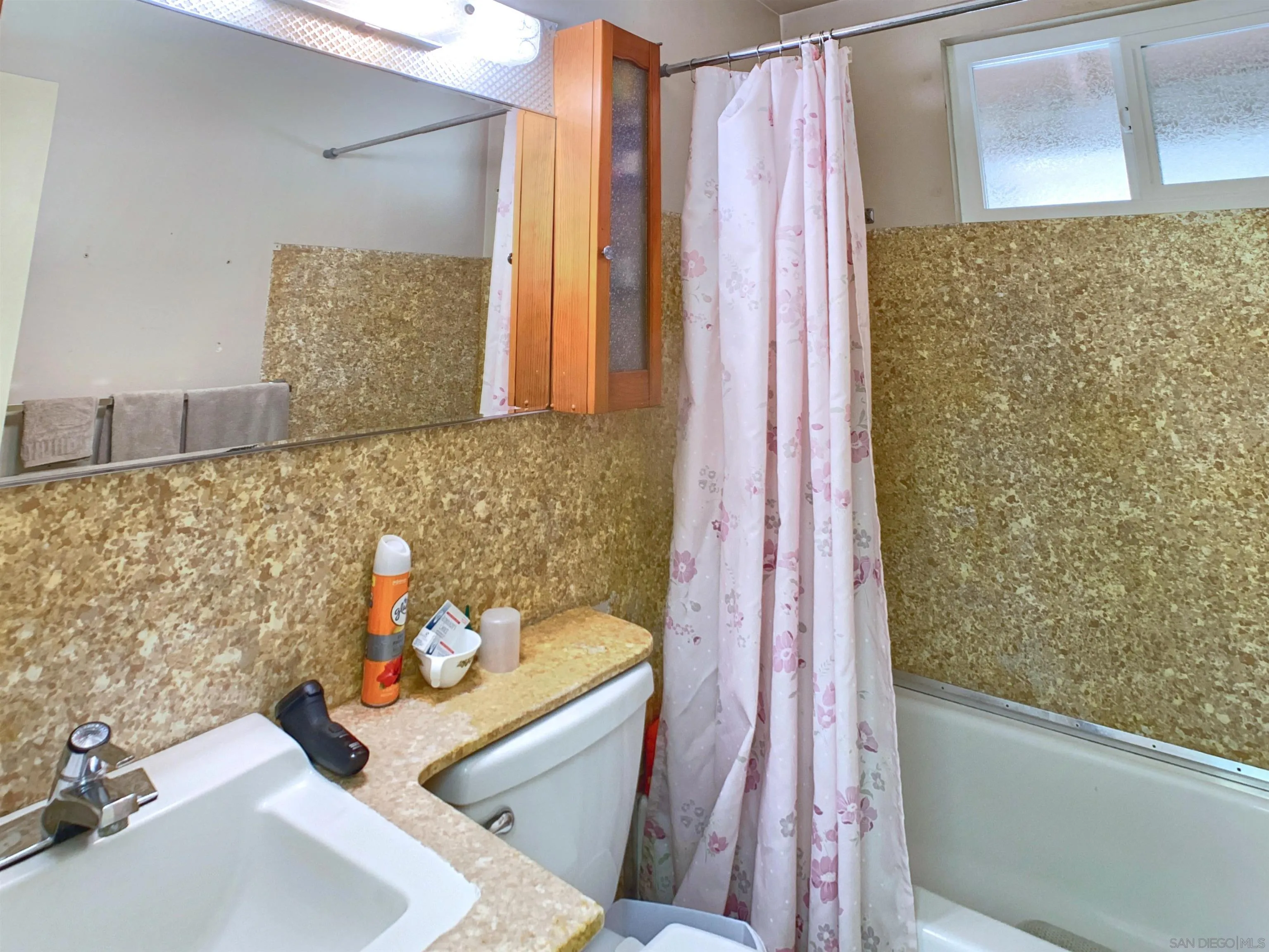 https://cdn.realtyfeed.com/cdn/127/260019458/5103535056f897d7dabc7662eda222f3.webp