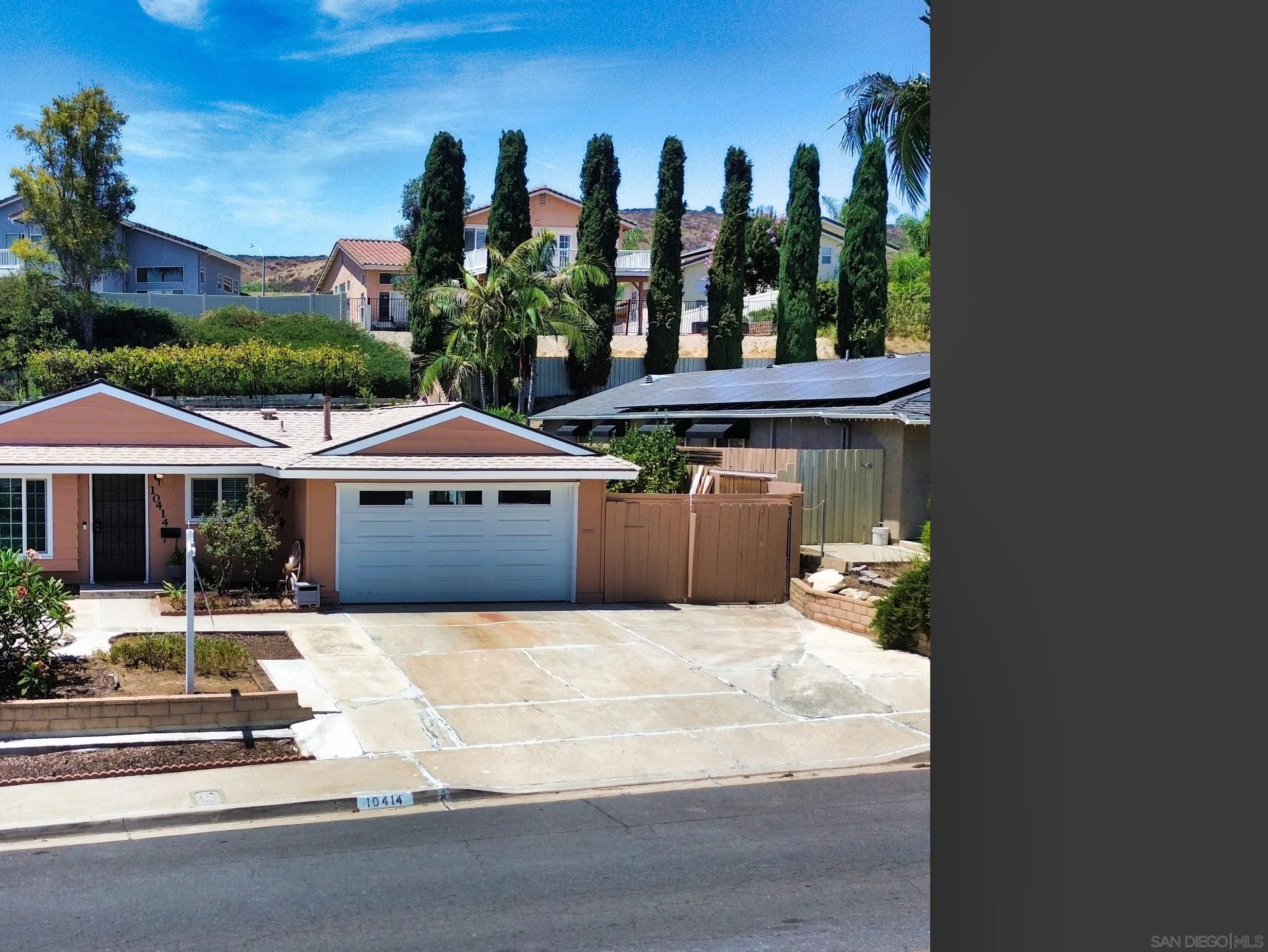 https://cdn.realtyfeed.com/cdn/127/260019458/e1e138aff3e920478c185c0dafdac0dd.webp