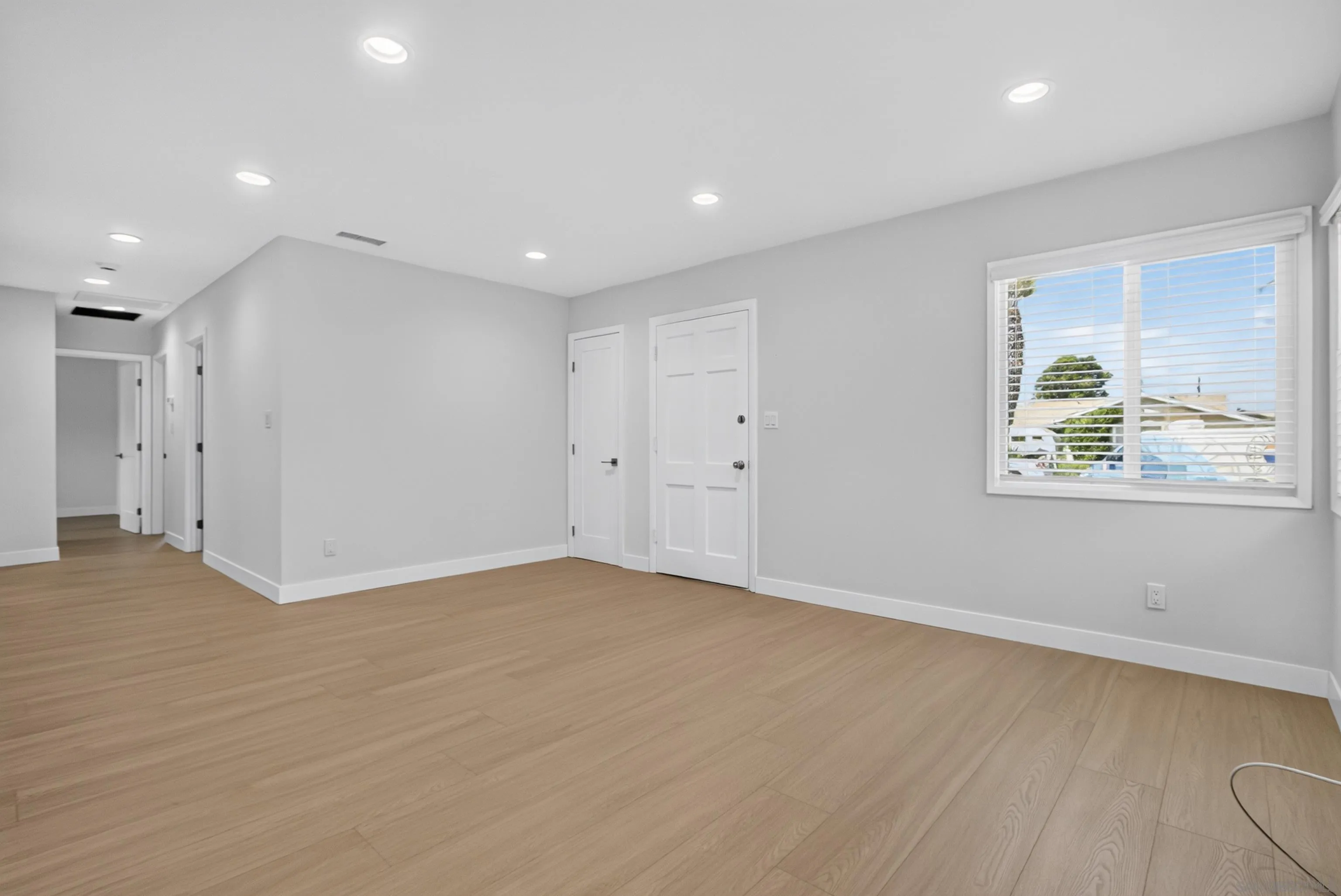 5175 Rebel Road, San Diego, CA 92117 - Photo 5 of 42, San Diego, CA