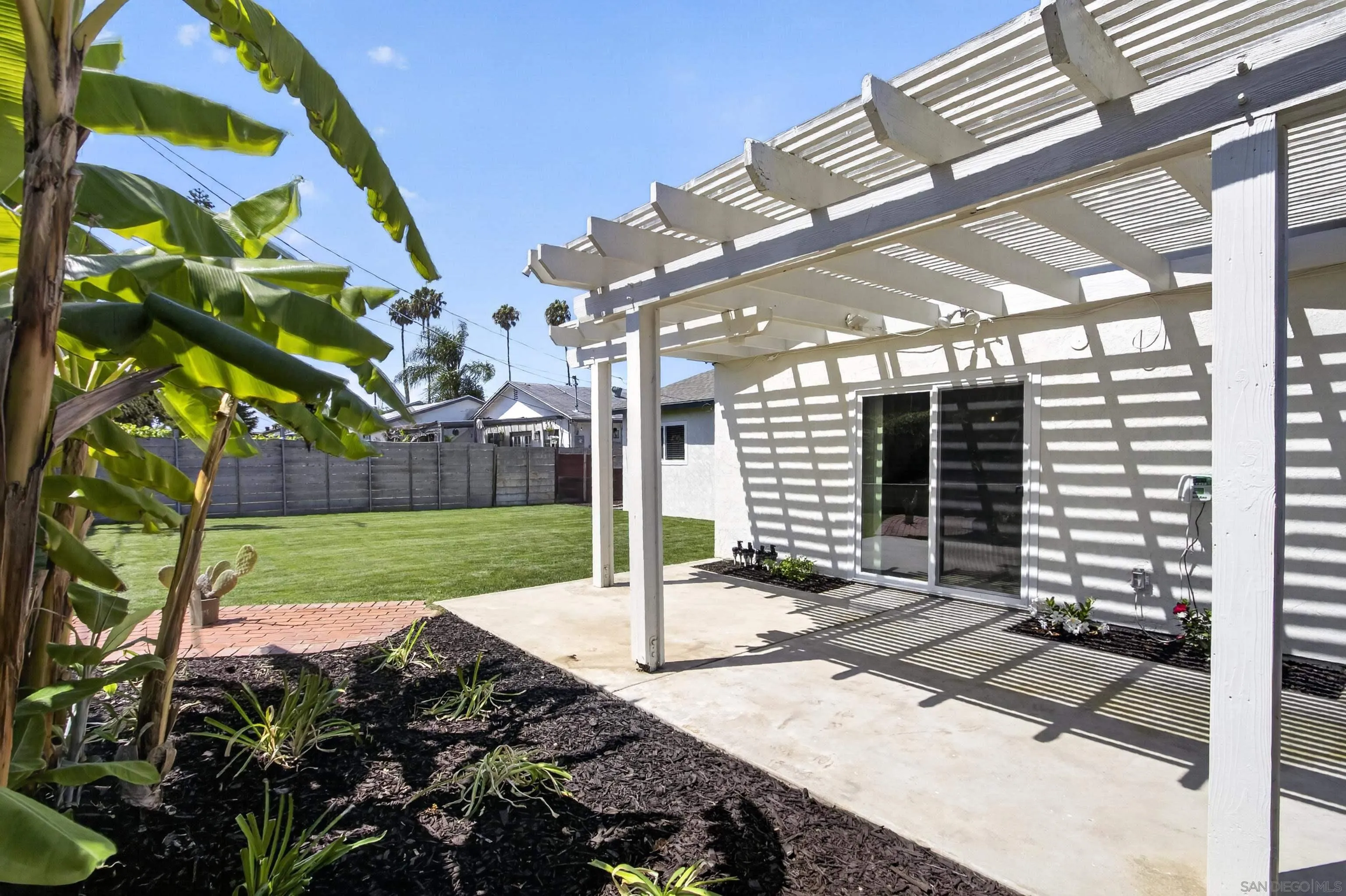 https://cdn.realtyfeed.com/cdn/127/260019461/ac4e022628f15998280aa5aa1c5e04a0.webp