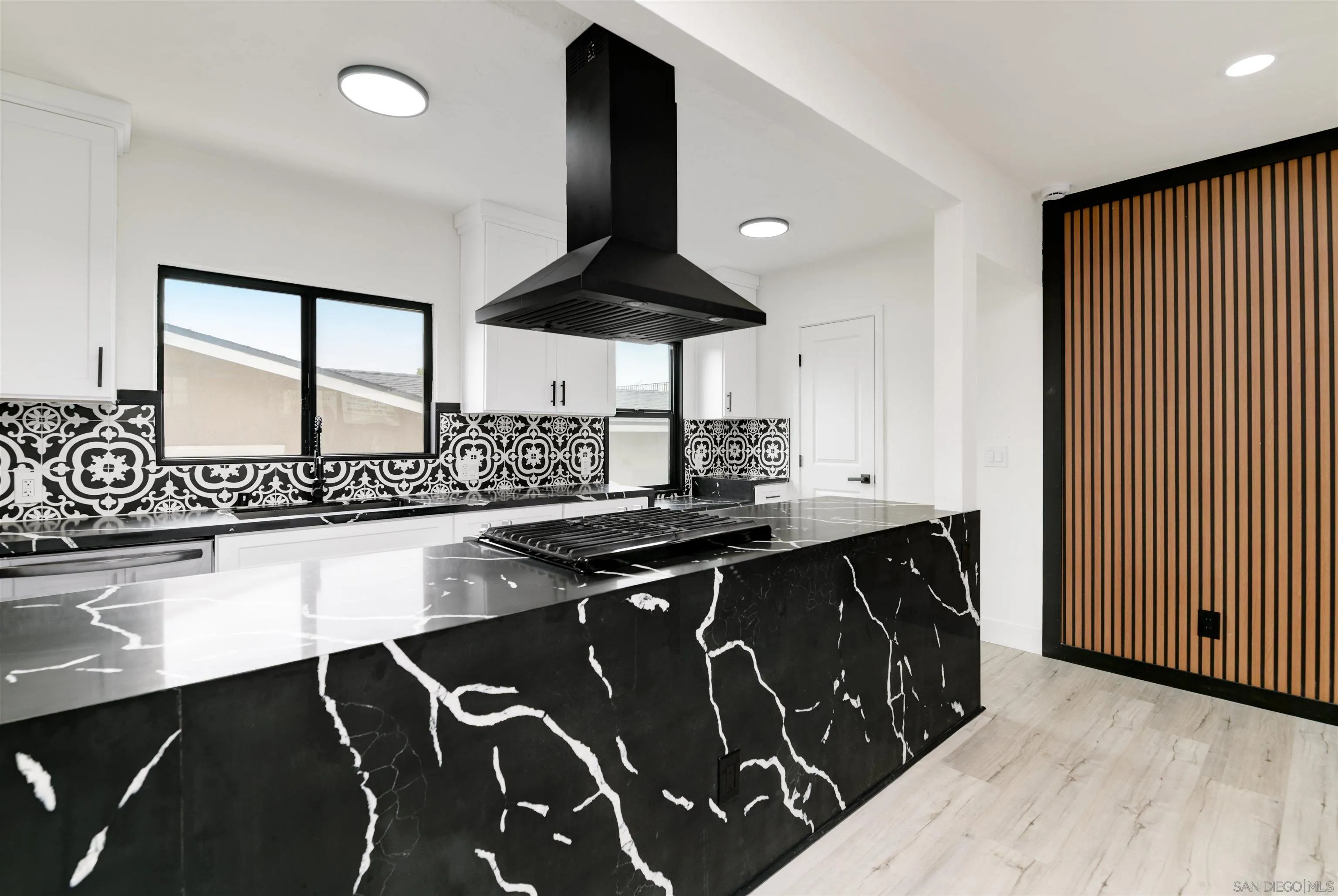 https://cdn.realtyfeed.com/cdn/127/260019463/0685f3fac6f7e48dcca9b6c1b6eda030.webp