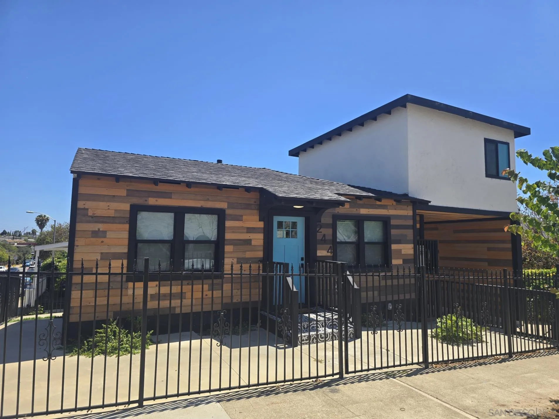 https://cdn.realtyfeed.com/cdn/127/260019463/2df2c1894cfcfdd1f4cebe51f16c91c5.webp