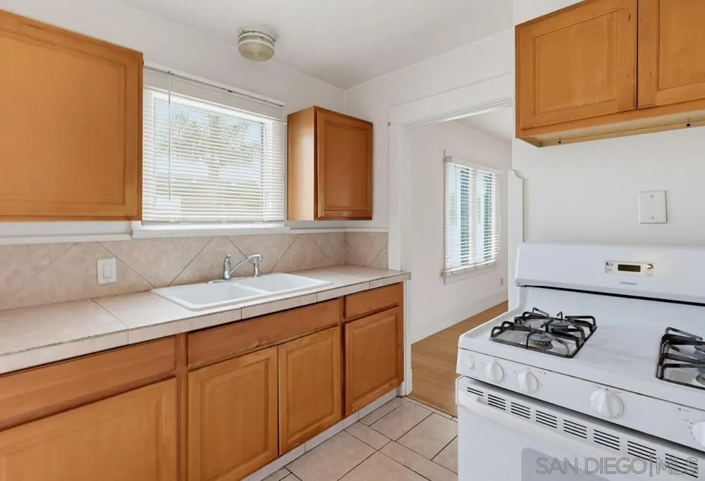 1033-39 Isabella, Coronado, CA 92118 - Photo 5 of 14, Coronado, CA