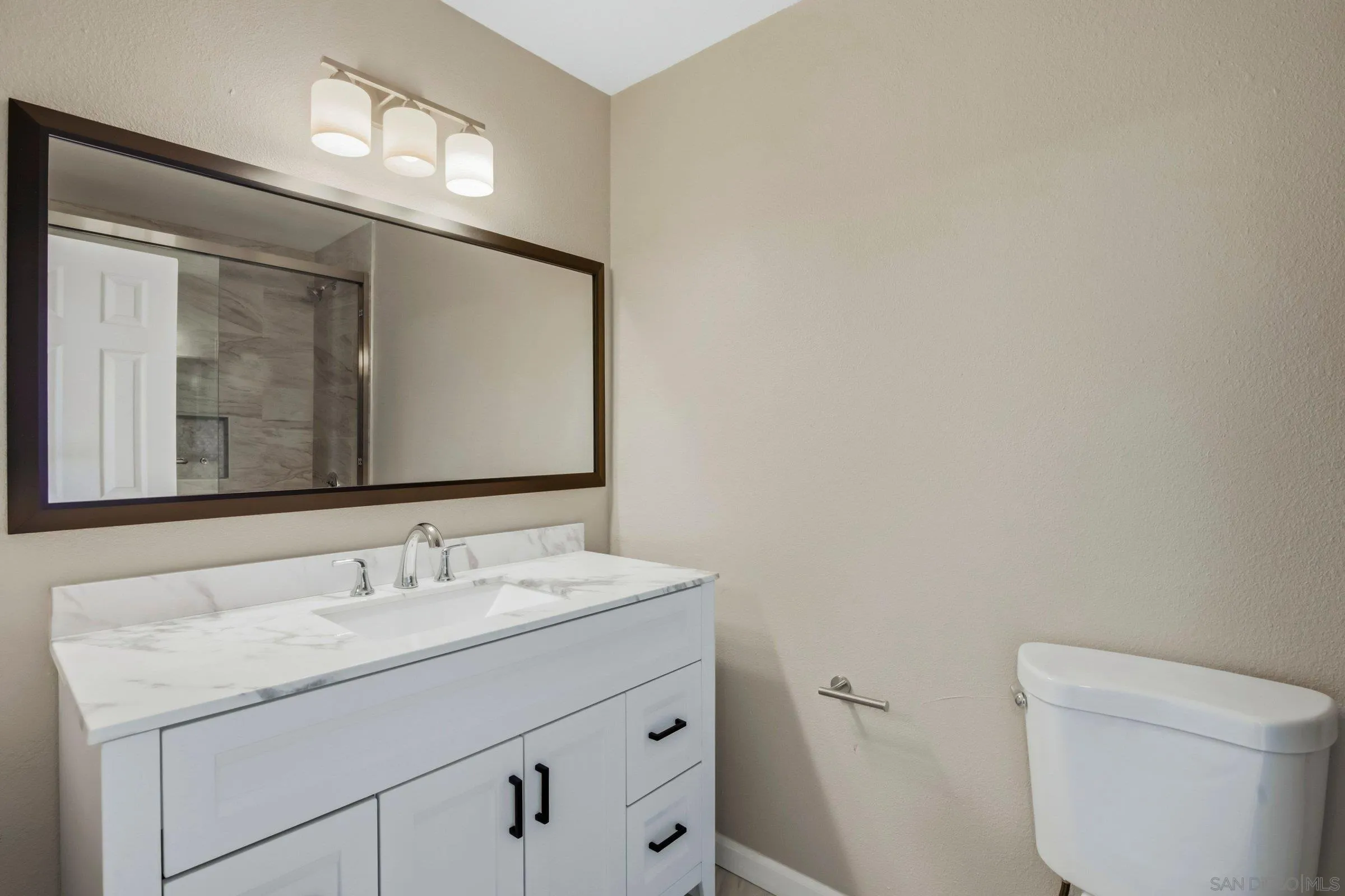 https://cdn.realtyfeed.com/cdn/127/260019466/18e2e73290d58c6f78ecdd5759e0b617.webp