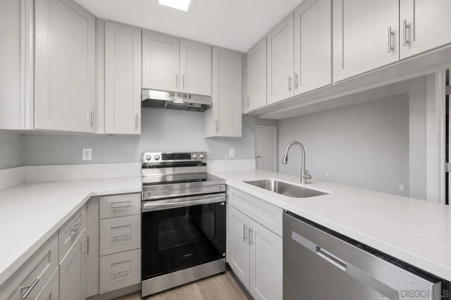 621 D Street Unit 107, Chula Vista, CA 91910 - Photo 4 of 23, Chula Vista, CA