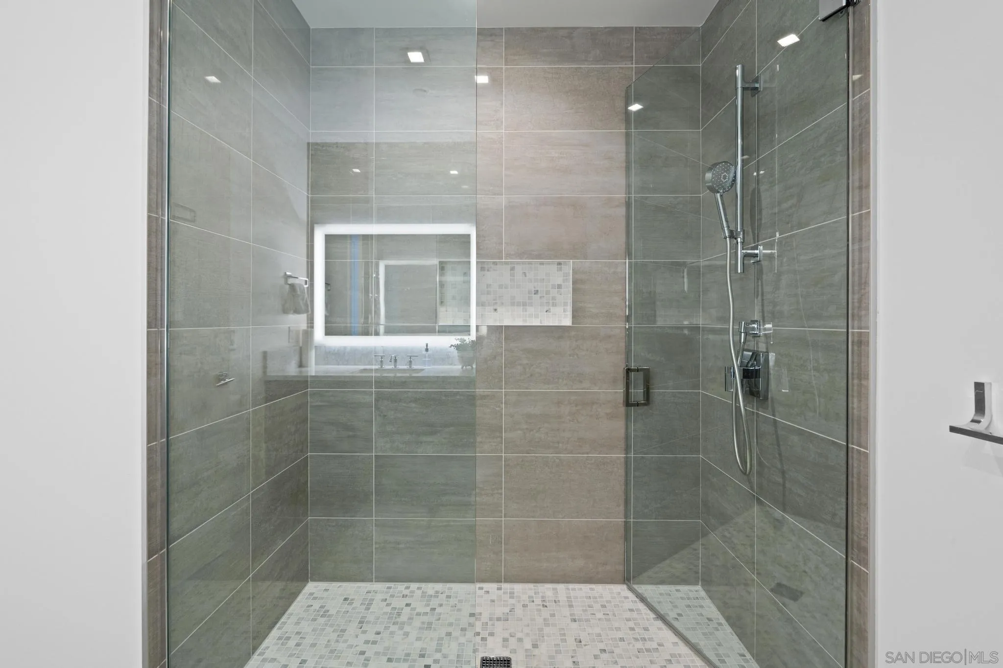 Photo #52: 260019470 Listing: Photo #52