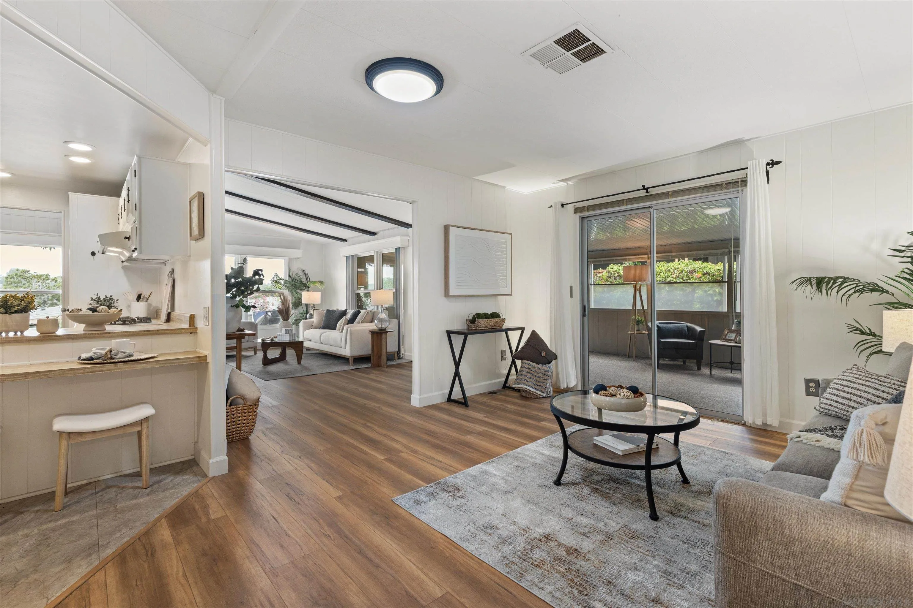 https://cdn.realtyfeed.com/cdn/127/260019471/79f1727ac0f1a1637b87a792410226ab.webp