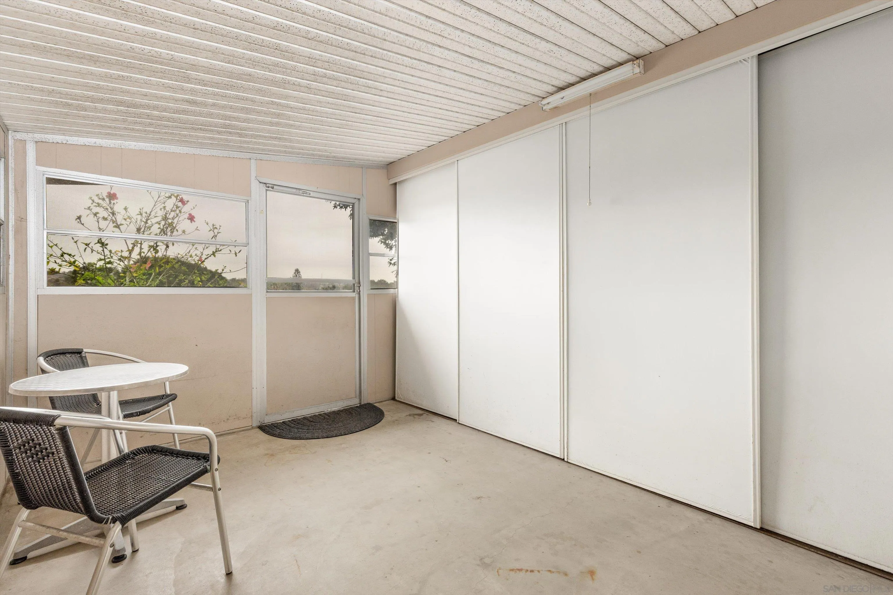 https://cdn.realtyfeed.com/cdn/127/260019471/9b2621641eca6e6ac86864990c5742b9.webp