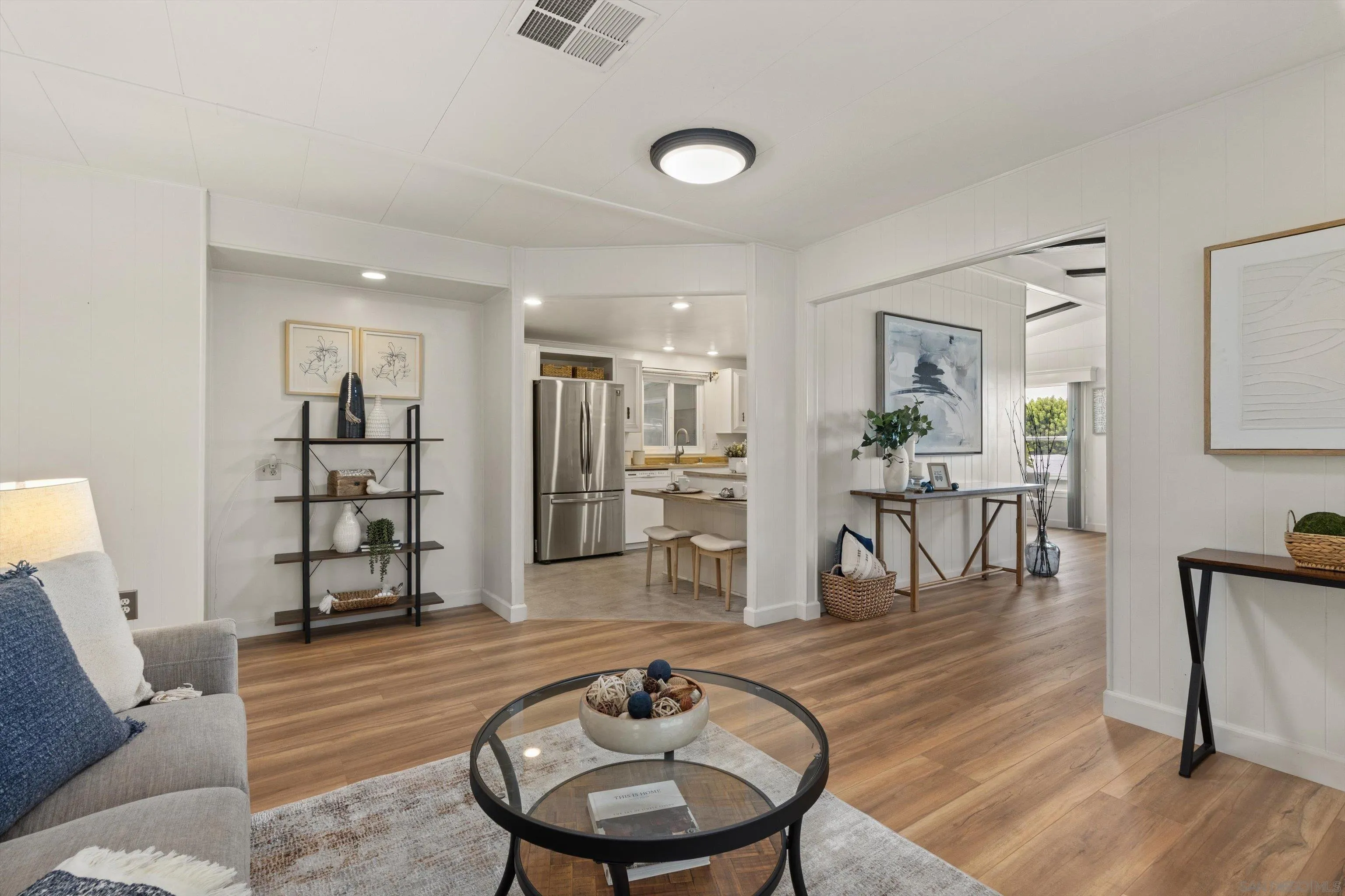 https://cdn.realtyfeed.com/cdn/127/260019471/a88571be6b67463ca37c07d28768b89e.webp