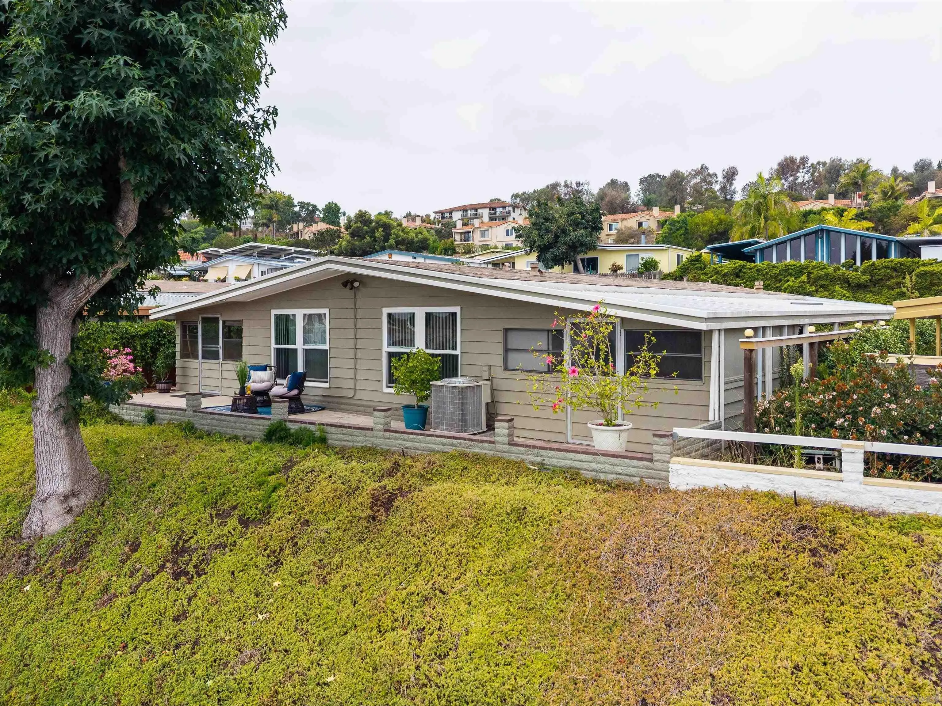 https://cdn.realtyfeed.com/cdn/127/260019471/dbbb461f907e39512f0645e02a8bde8e.webp