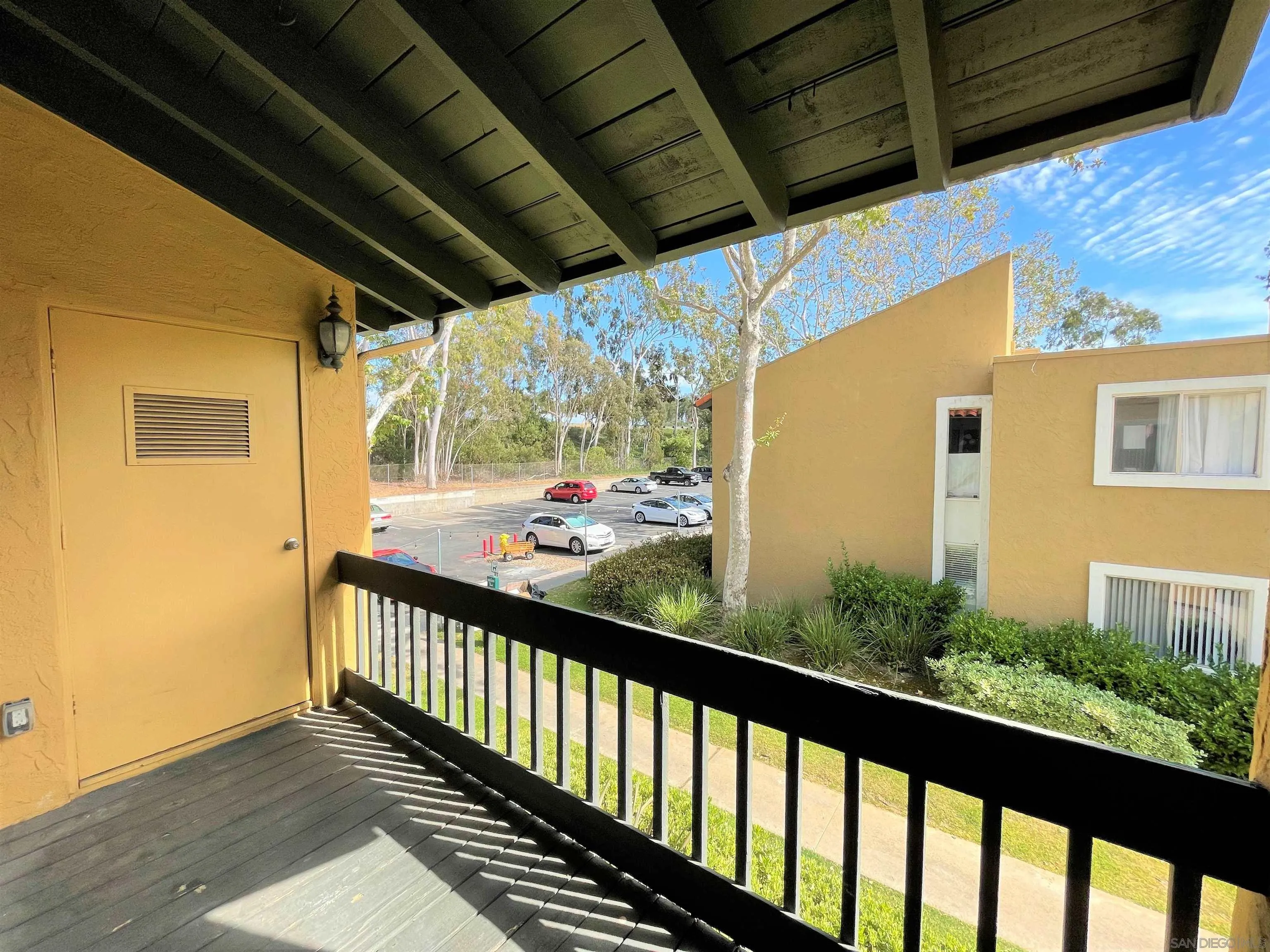 https://cdn.realtyfeed.com/cdn/127/260019472/9e3c477871a3e205bca53a0f69137f4d.webp