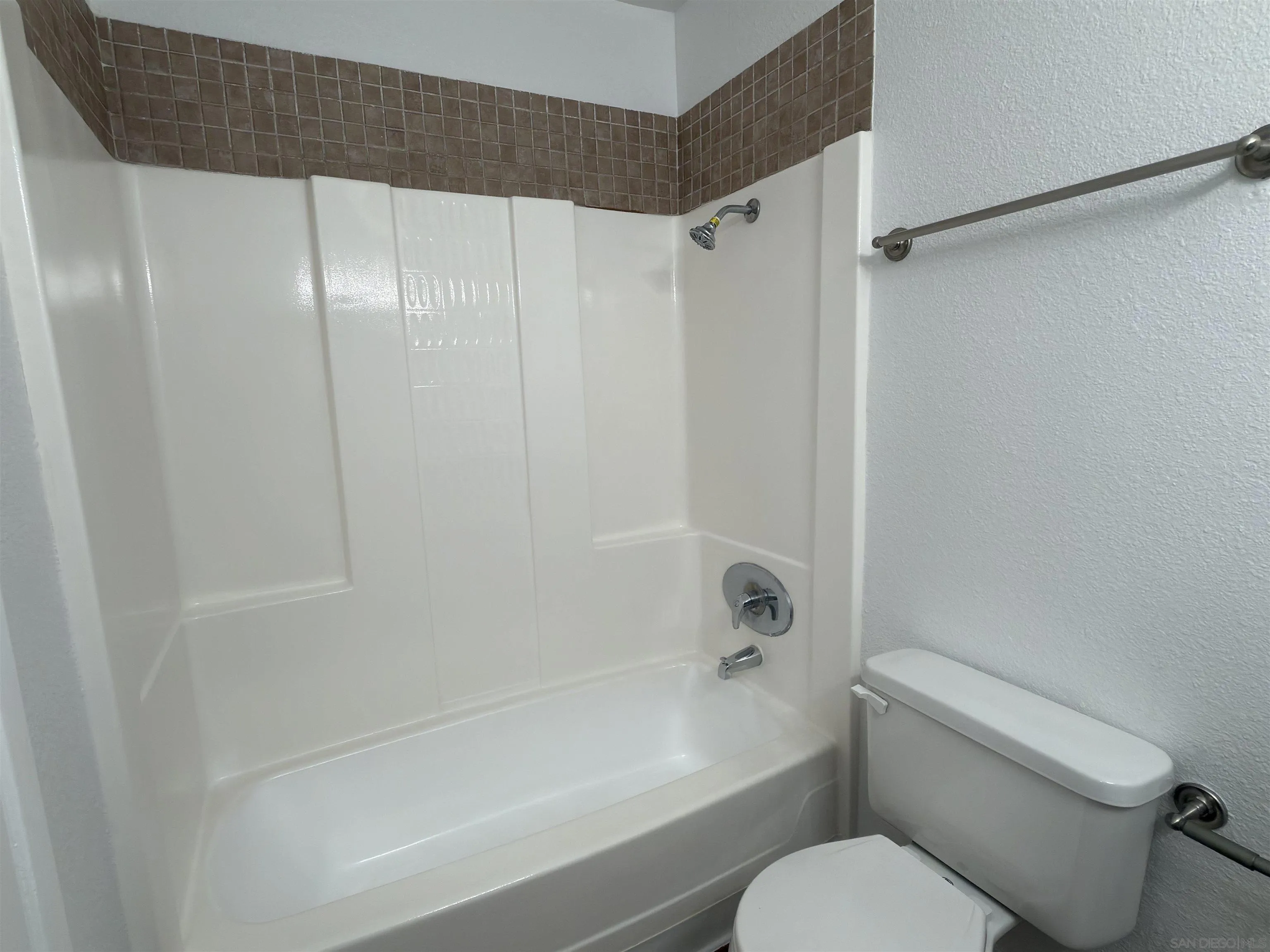 https://cdn.realtyfeed.com/cdn/127/260019472/c853cd4ed1472b11c43c08f0330c7eb5.webp