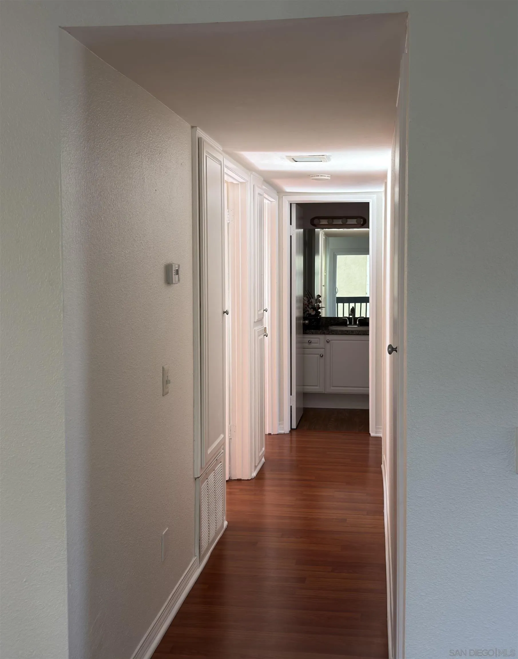 https://cdn.realtyfeed.com/cdn/127/260019472/cb497512e8bba389e671fdeb6ecda343.webp