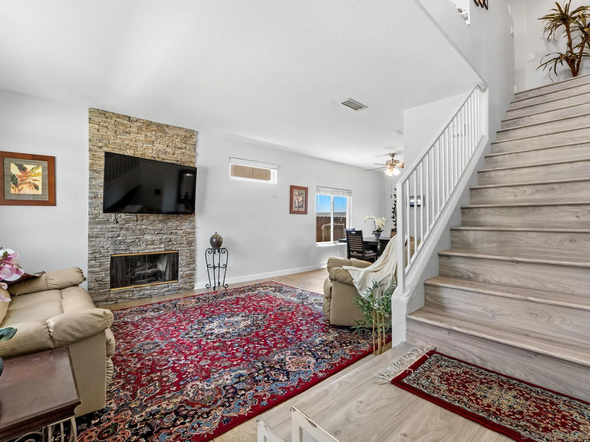 https://cdn.realtyfeed.com/cdn/127/260019476/2cc1b90b2418a63120c74eeb5ae70471.webp