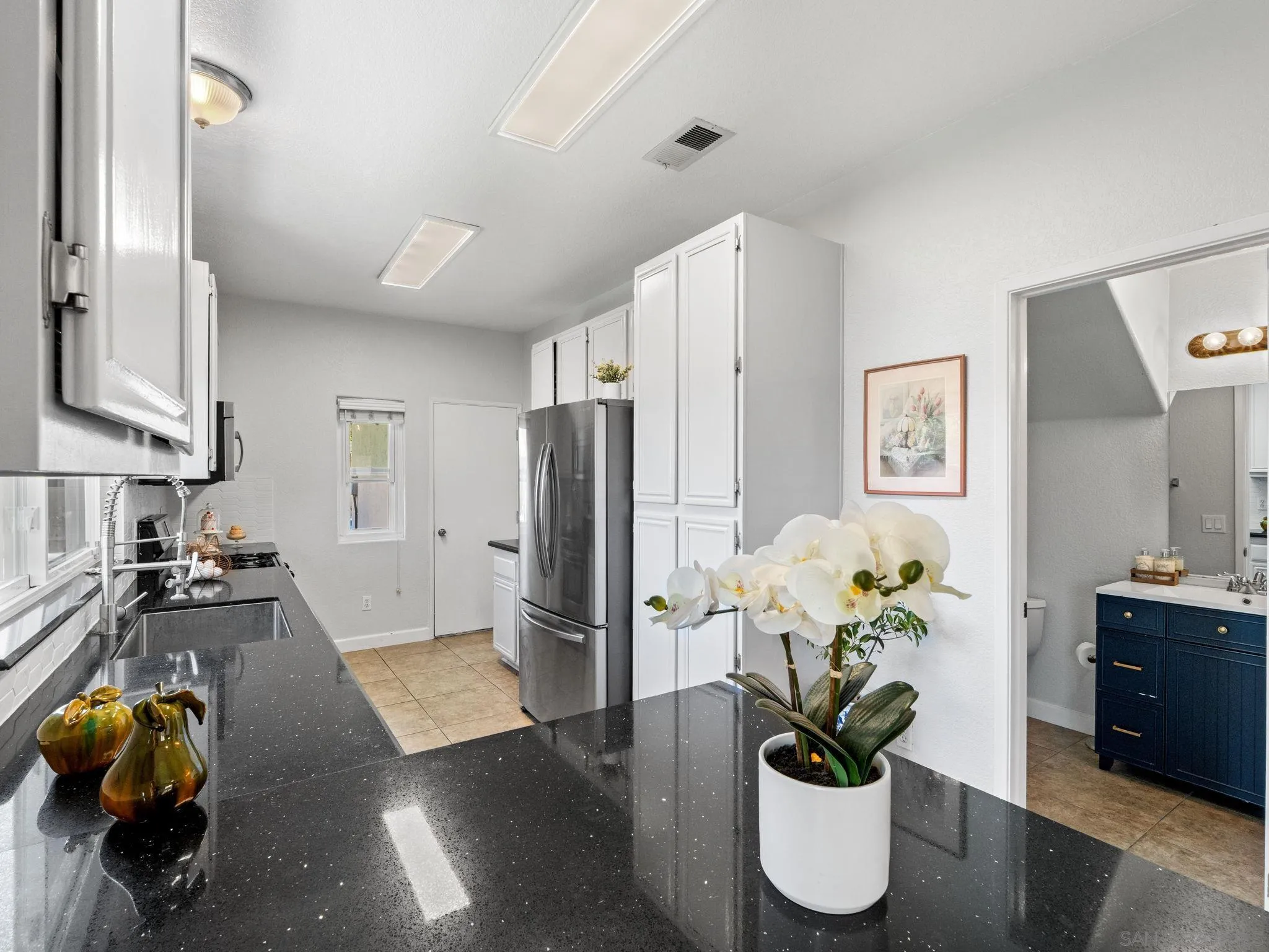 https://cdn.realtyfeed.com/cdn/127/260019476/ee3374255918cdde774d7c2abfddf0a4.webp