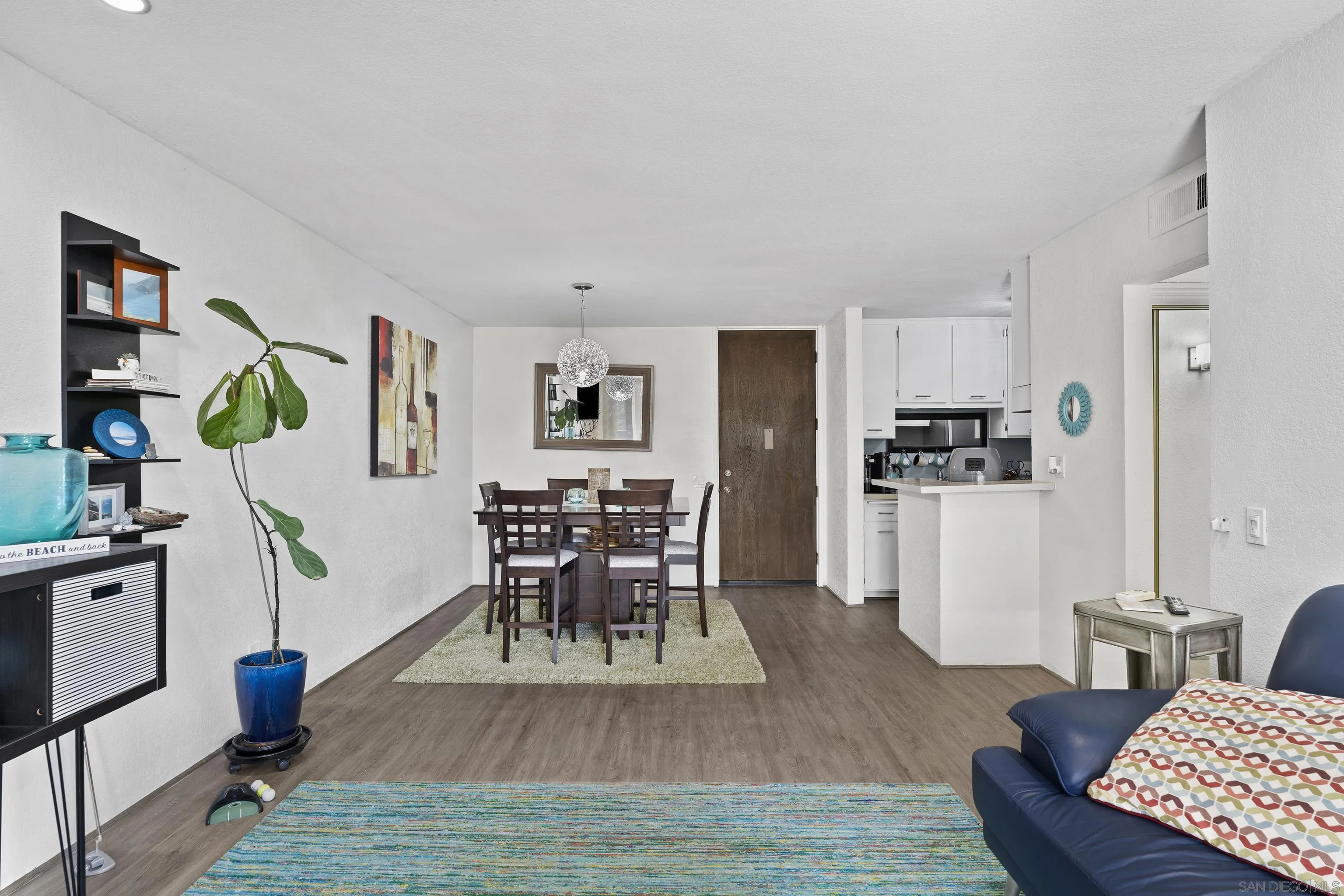Photo #14: 260019477 Listing: Photo #14