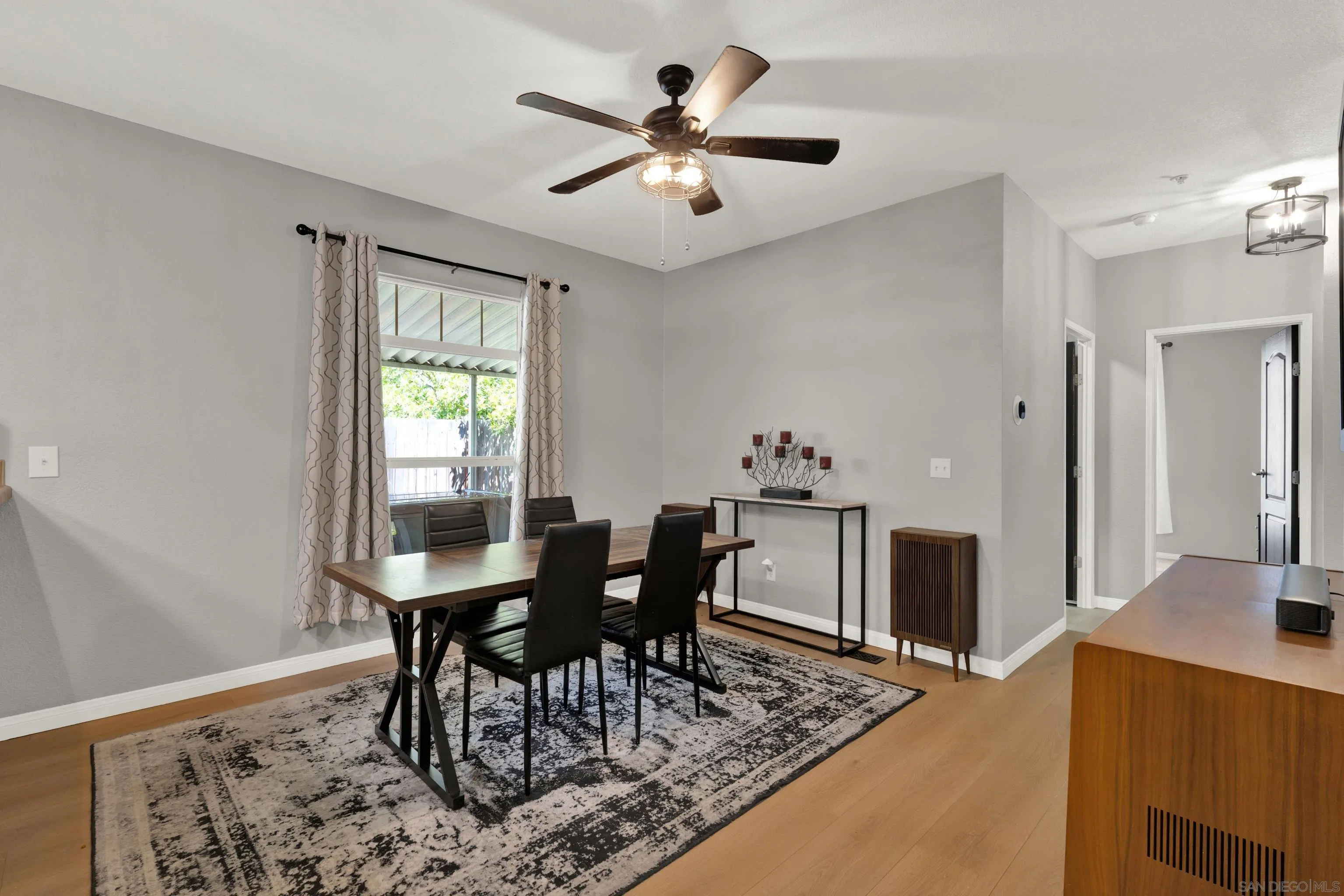 https://cdn.realtyfeed.com/cdn/127/260019481/1aa4833645300f55246d0311286b8924.webp