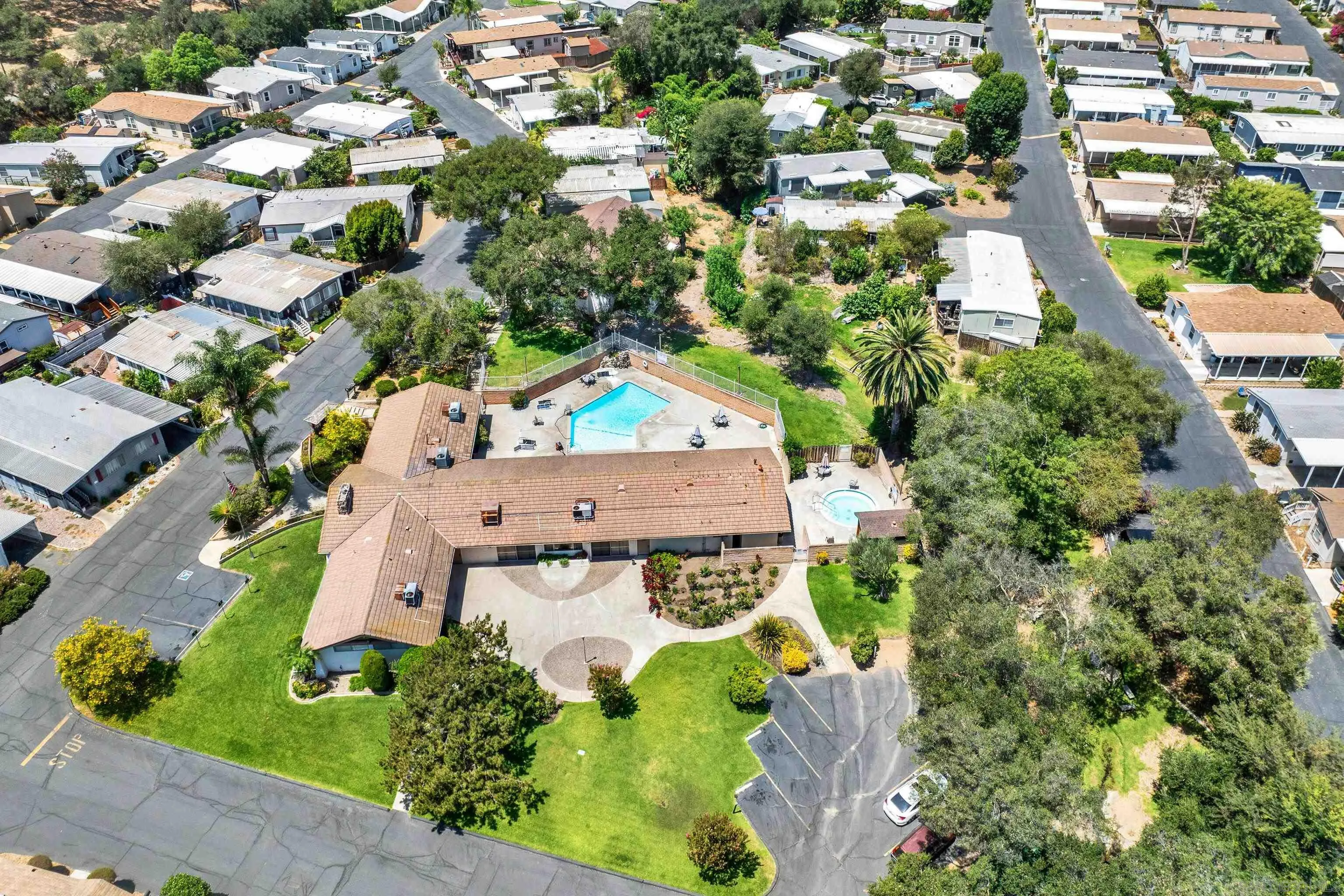 https://cdn.realtyfeed.com/cdn/127/260019481/2b72eb550a421fdb3175c06cf2014d8b.webp