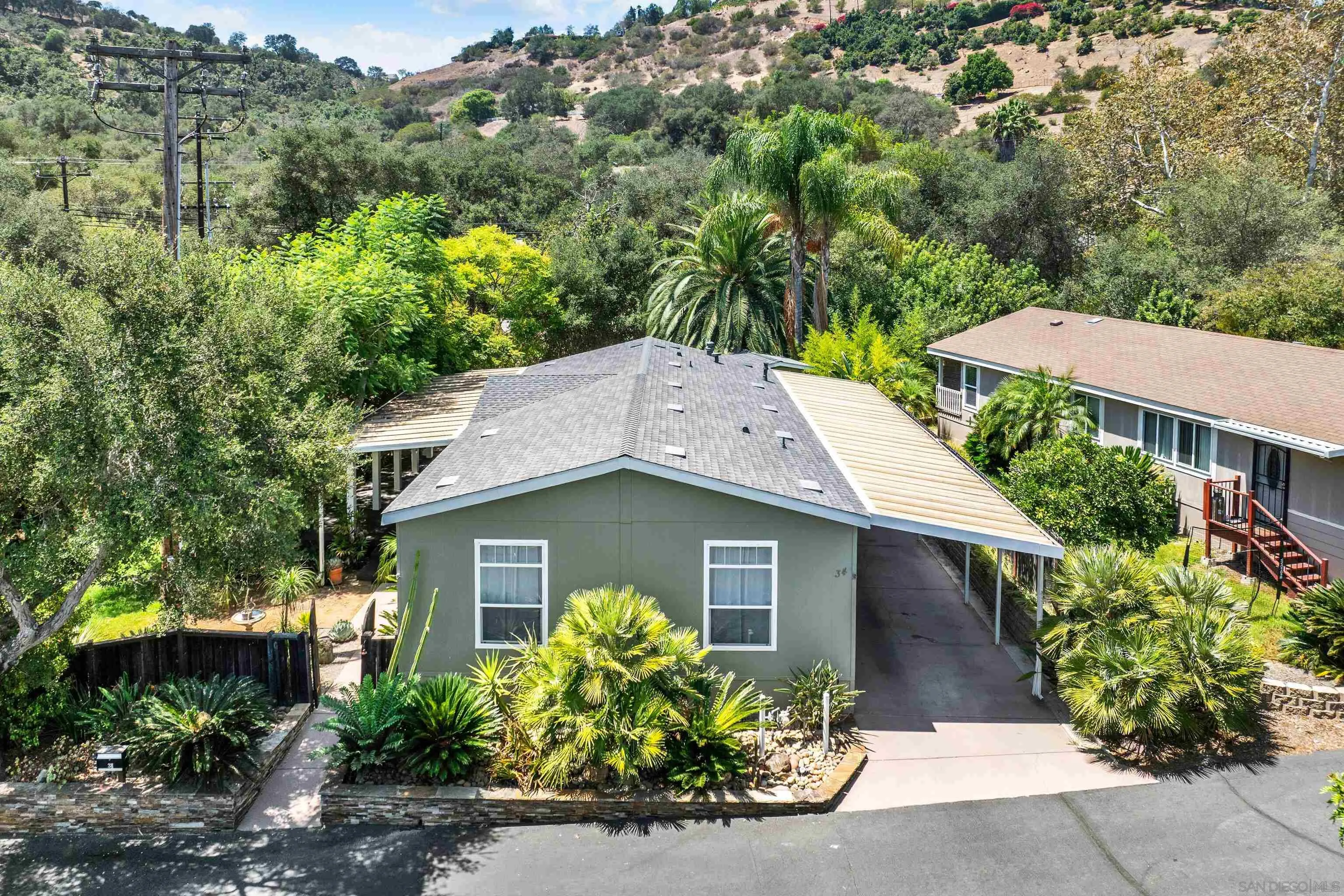 https://cdn.realtyfeed.com/cdn/127/260019481/39ab2b0dd9ec826d4ecddbcf7fa9beca.webp