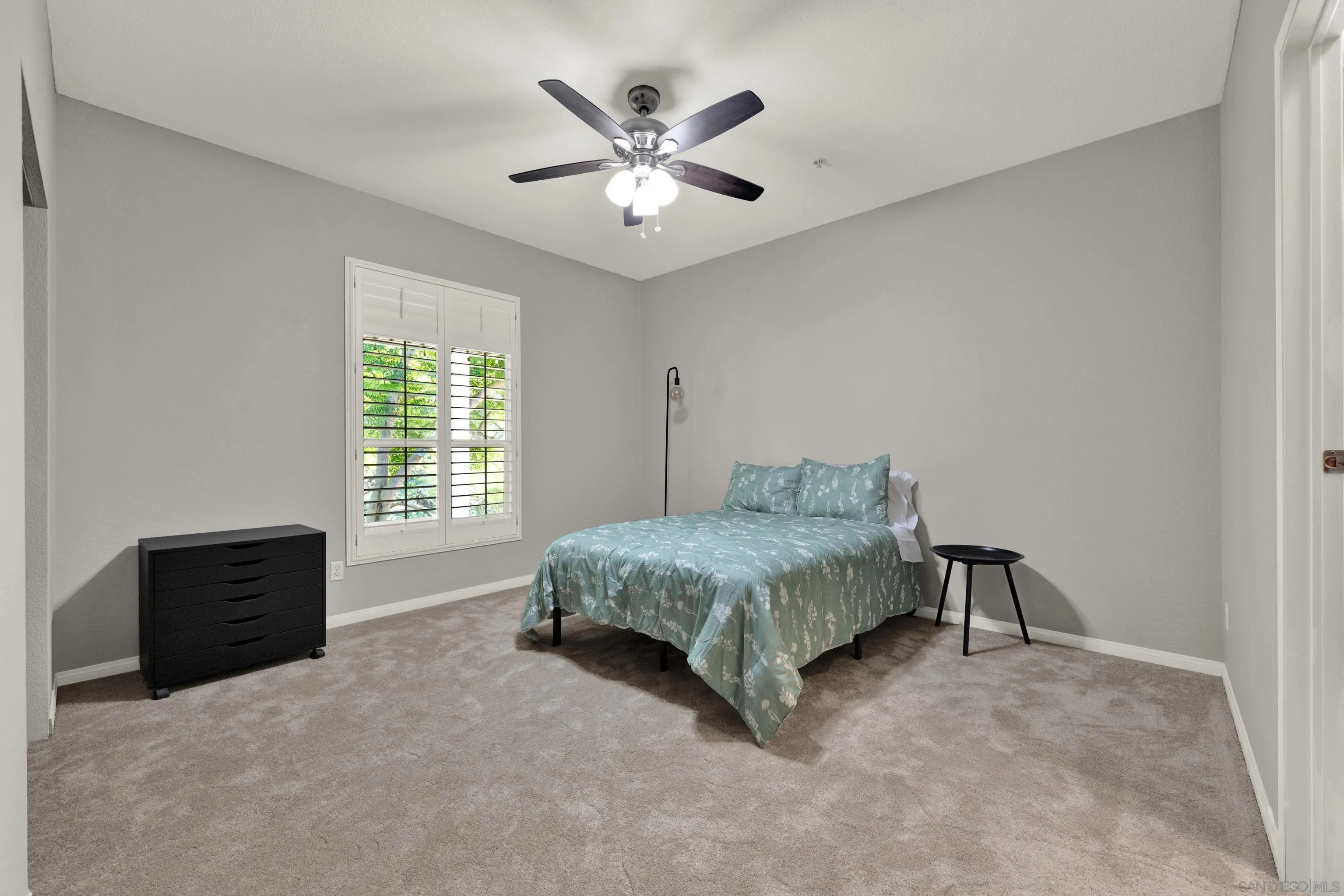https://cdn.realtyfeed.com/cdn/127/260019481/6b6dffd4467b4907aba37b12f3daeb8c.webp