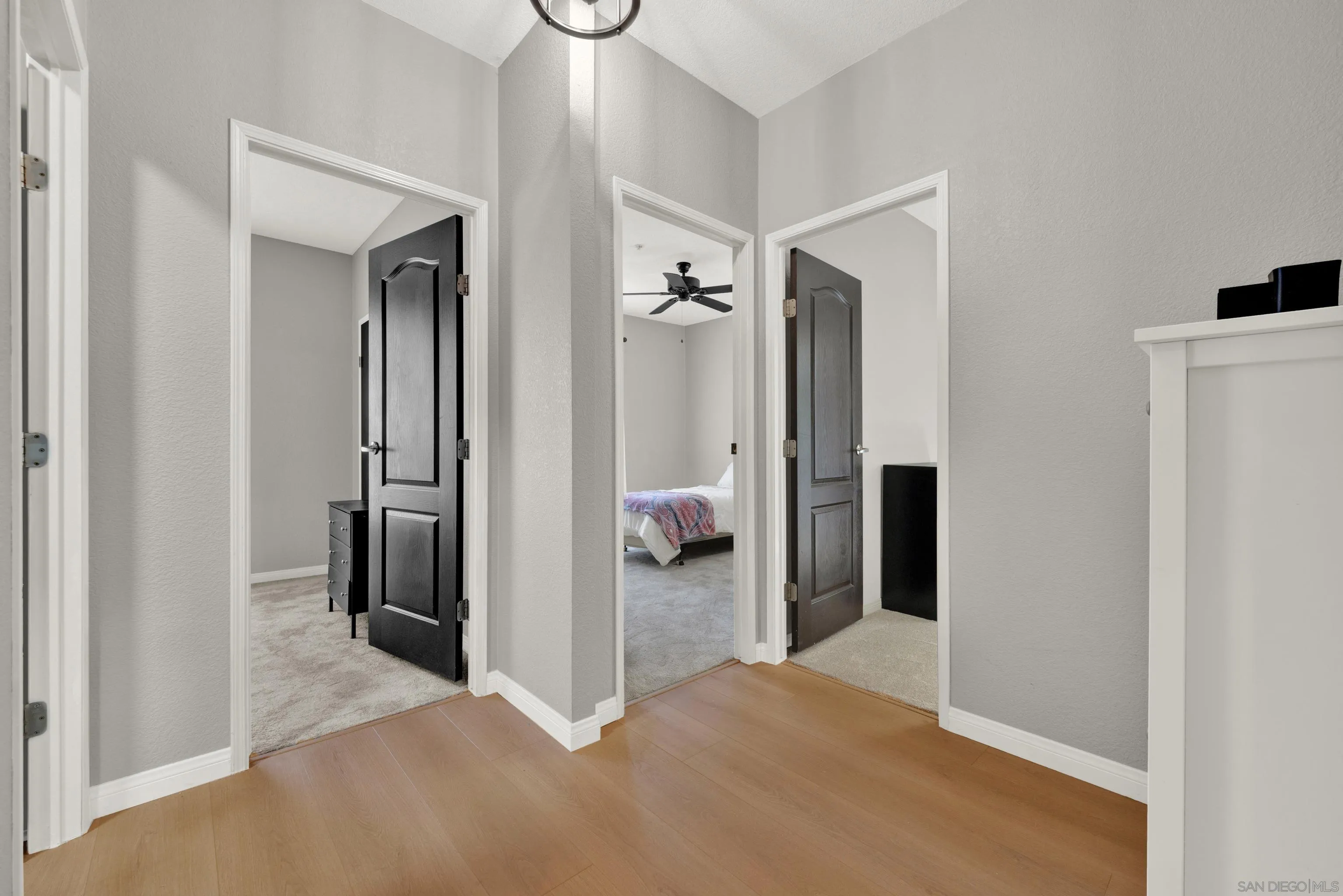 https://cdn.realtyfeed.com/cdn/127/260019481/6dbf3805d41f1b0aeaa6a6574cf13faa.webp