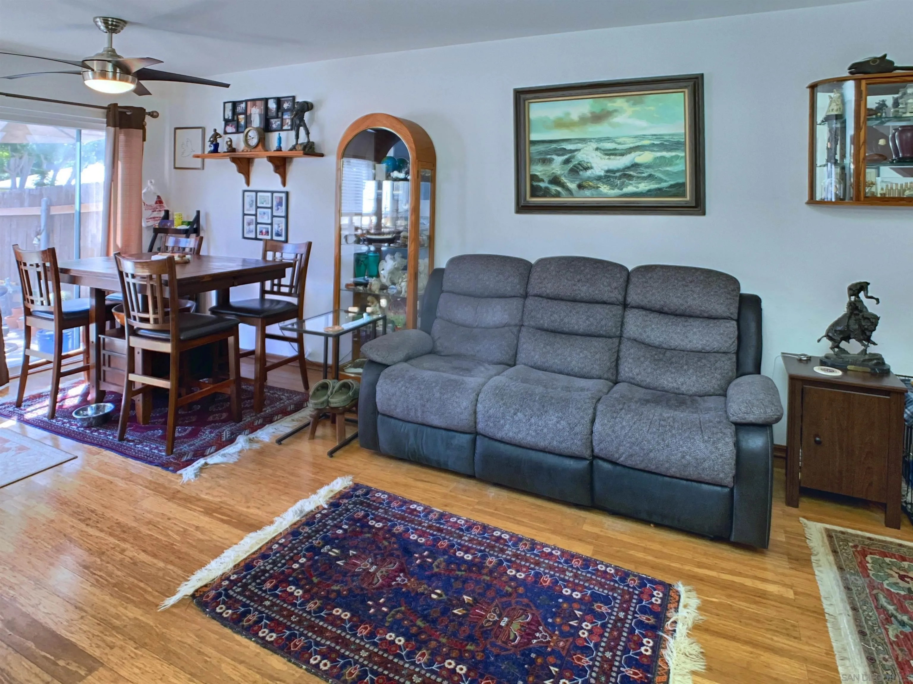 https://cdn.realtyfeed.com/cdn/127/260019483/21cda2f0fb4ee0f97064f193c11dd168.webp