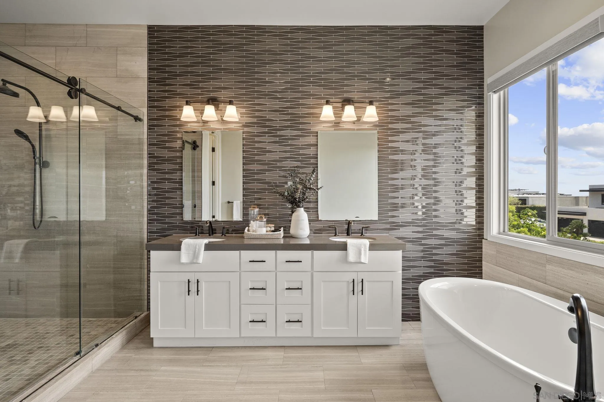 https://cdn.realtyfeed.com/cdn/127/260019485/1925f092dcc61155c1db9a99f2069774.webp