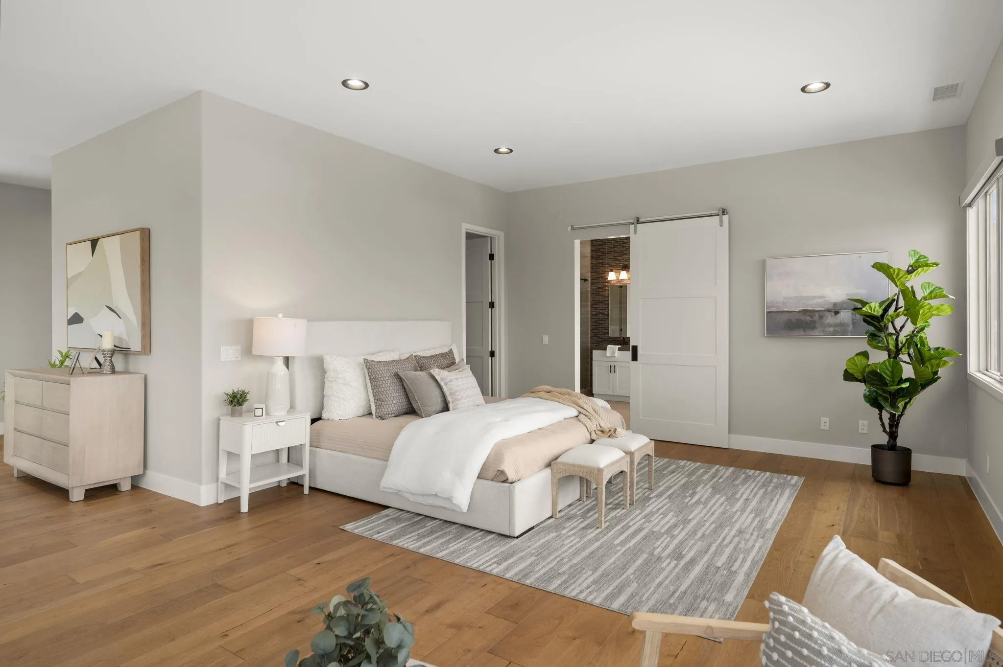 https://cdn.realtyfeed.com/cdn/127/260019485/257270d583ae5f2ab2e4662a493597ad.webp