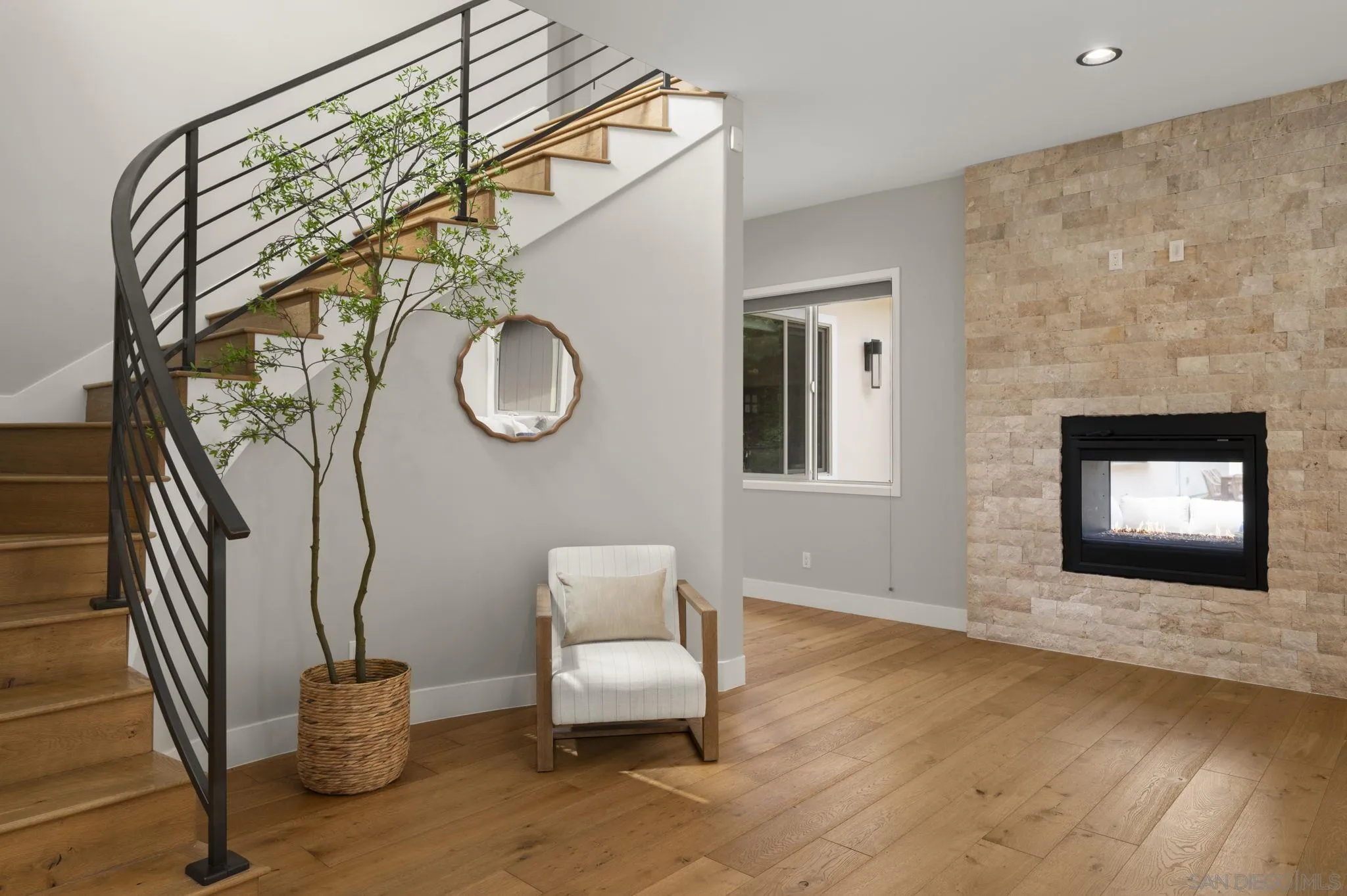 https://cdn.realtyfeed.com/cdn/127/260019485/3151b14bdae67a0464b2ec2cc781f98c.webp