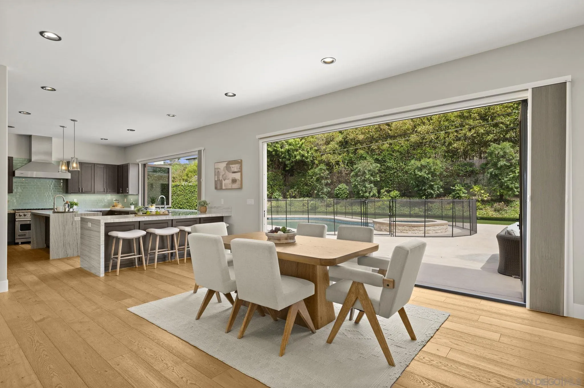 https://cdn.realtyfeed.com/cdn/127/260019485/73aa03f6bd3d99ee7c3273a9e860a2f3.webp