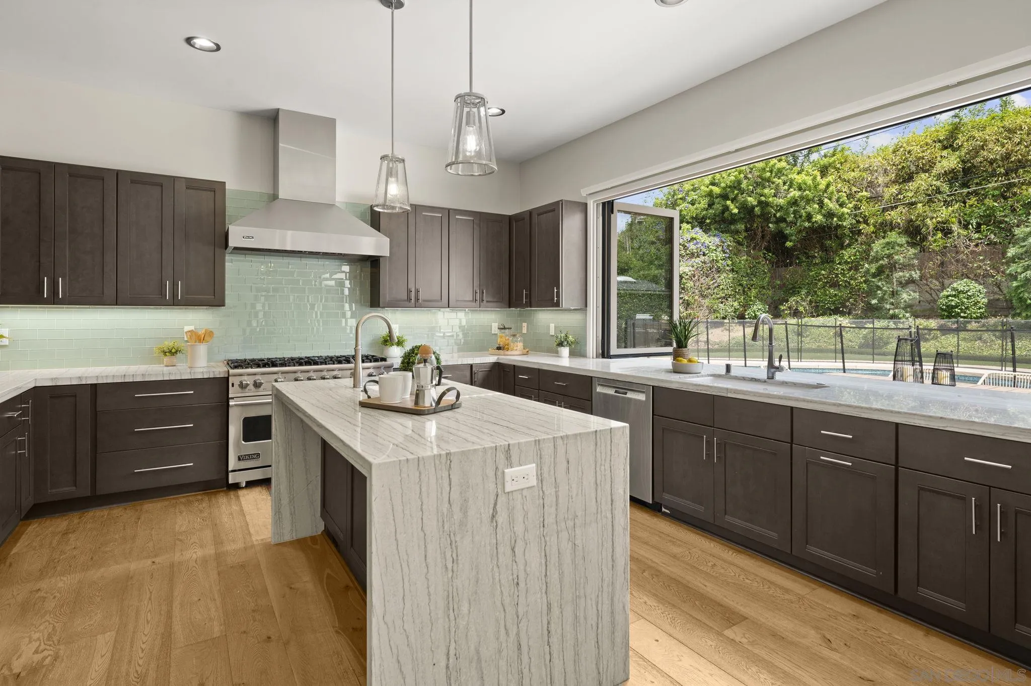 https://cdn.realtyfeed.com/cdn/127/260019485/75b4c232d5491a5e97b37304b36010bc.webp