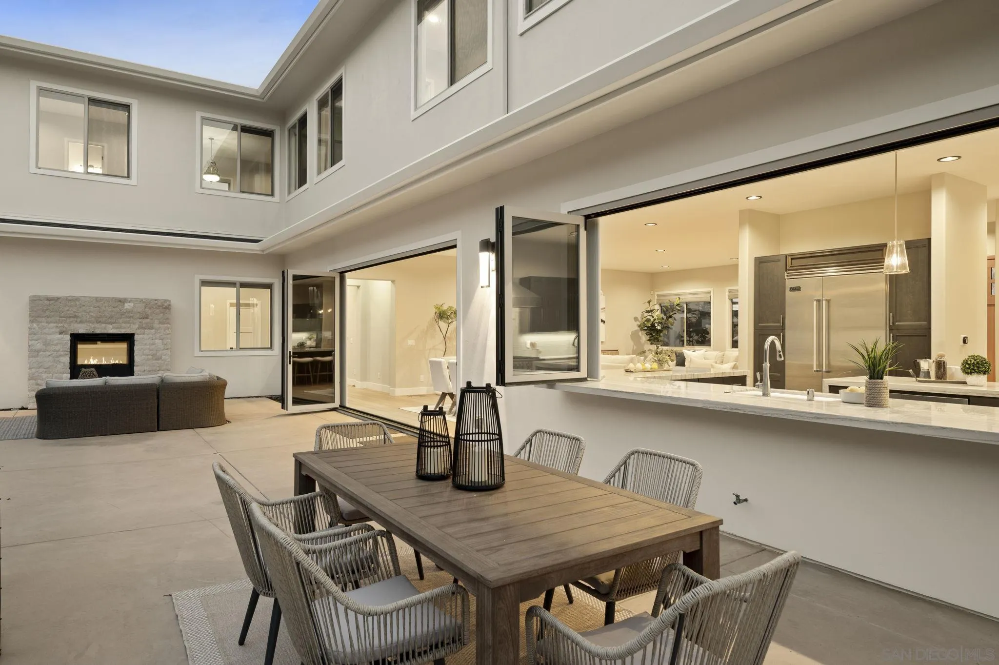 https://cdn.realtyfeed.com/cdn/127/260019485/ccabb3663066dcf58843de1deefe050c.webp